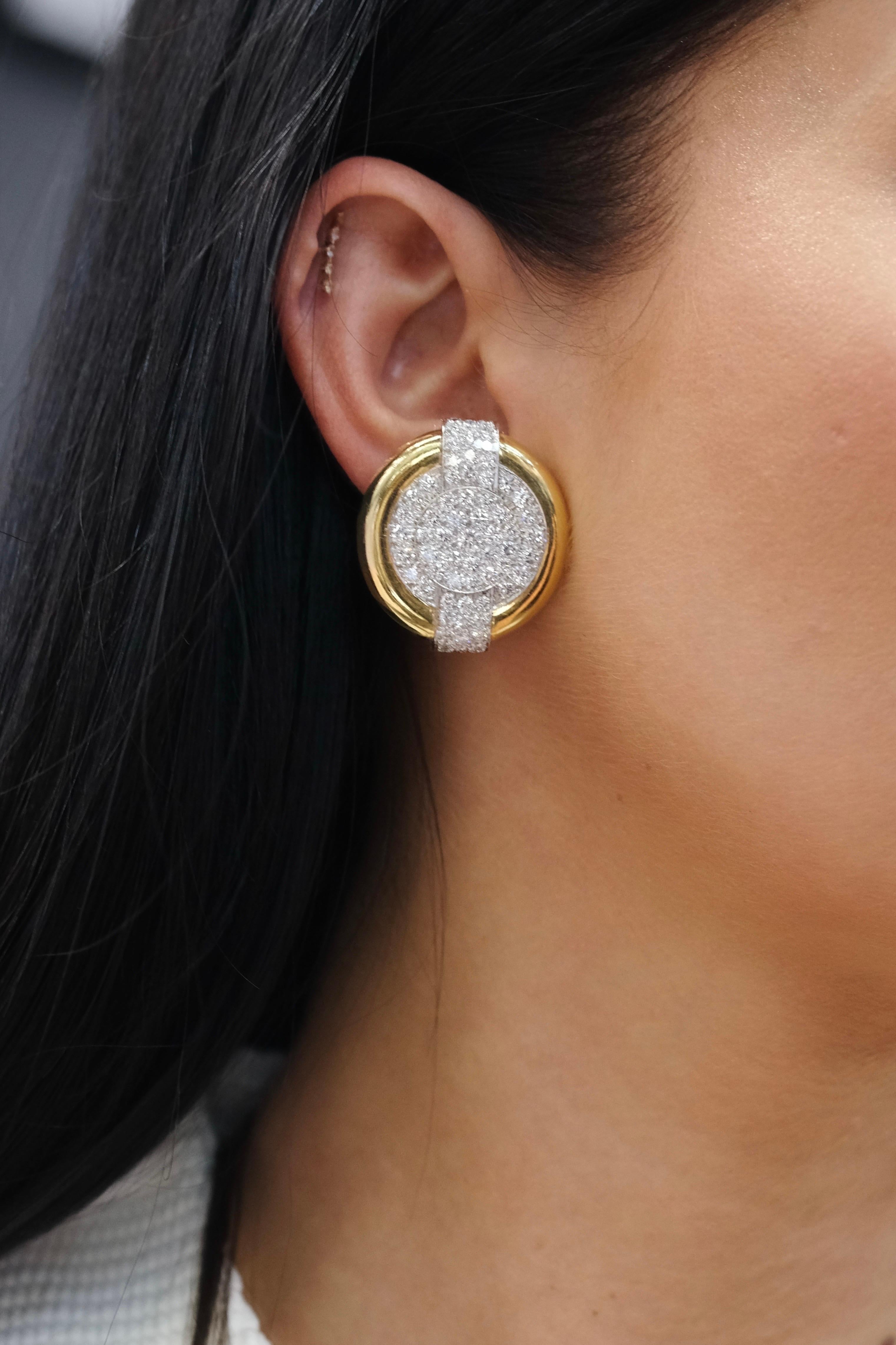 Women's David Webb Platinum & 18k Yellow Gold Giraffe Spotted Huggies Earrings For Sale