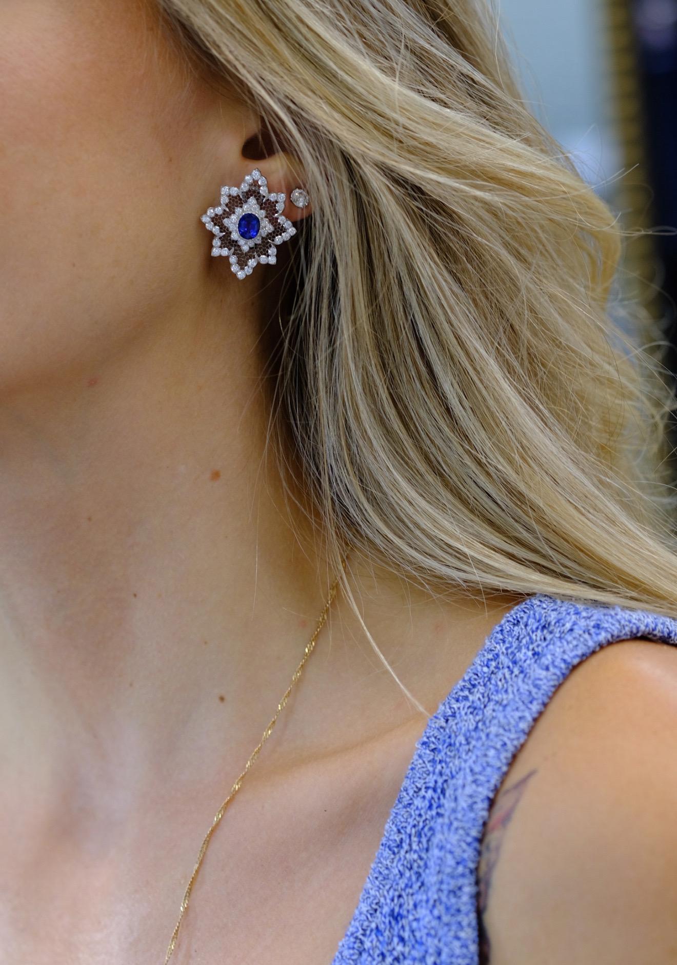 Buccellati 18K Weißgold Diamant und Saphir Spitze Ohrringe im Angebot 3