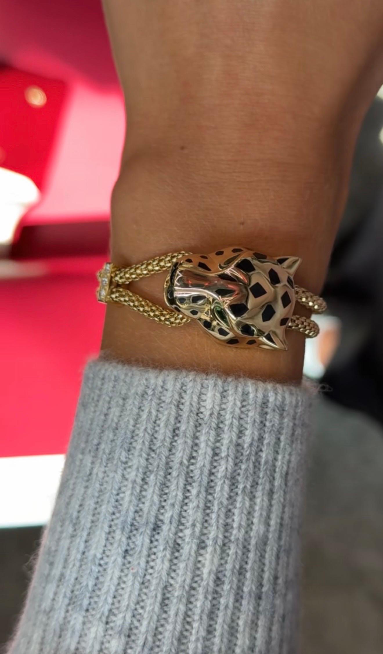 Cartier Bracciale con testa di pantera gialla a maglie maculate e occhi di smeraldo in vendita 3