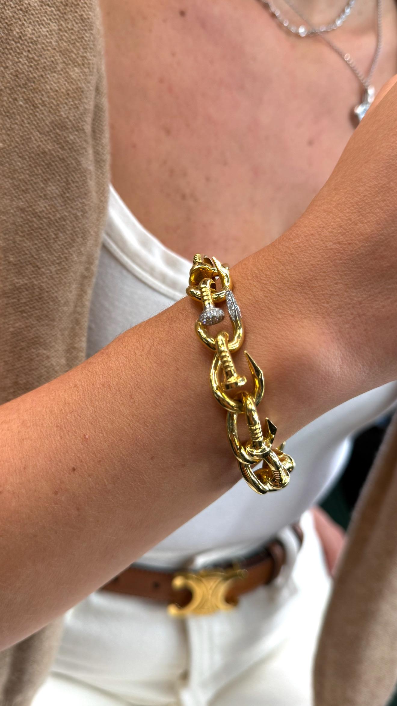 David Webb - Bracelet à maillons courbés en or jaune 18 carats avec diamants en vente 1