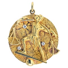 Tiffany & Co. Anhänger aus 18-karätigem Gelbgold mit Sternzeichen-Medaillon „Waage“ aus den 1970er Jahren