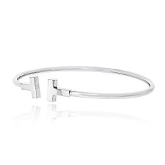 Bracciale rigido Tiffany & Co. in oro bianco 18 carati della collezione “T”