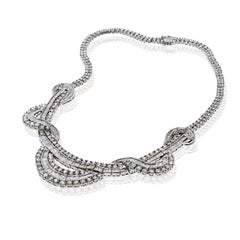 Collana in platino con diamanti taglio rotondo e baguette, 45,00 carati in totale