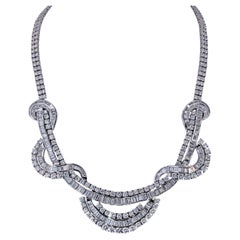 Collana in platino con diamanti taglio rotondo e baguette, 45,00 carati in totale