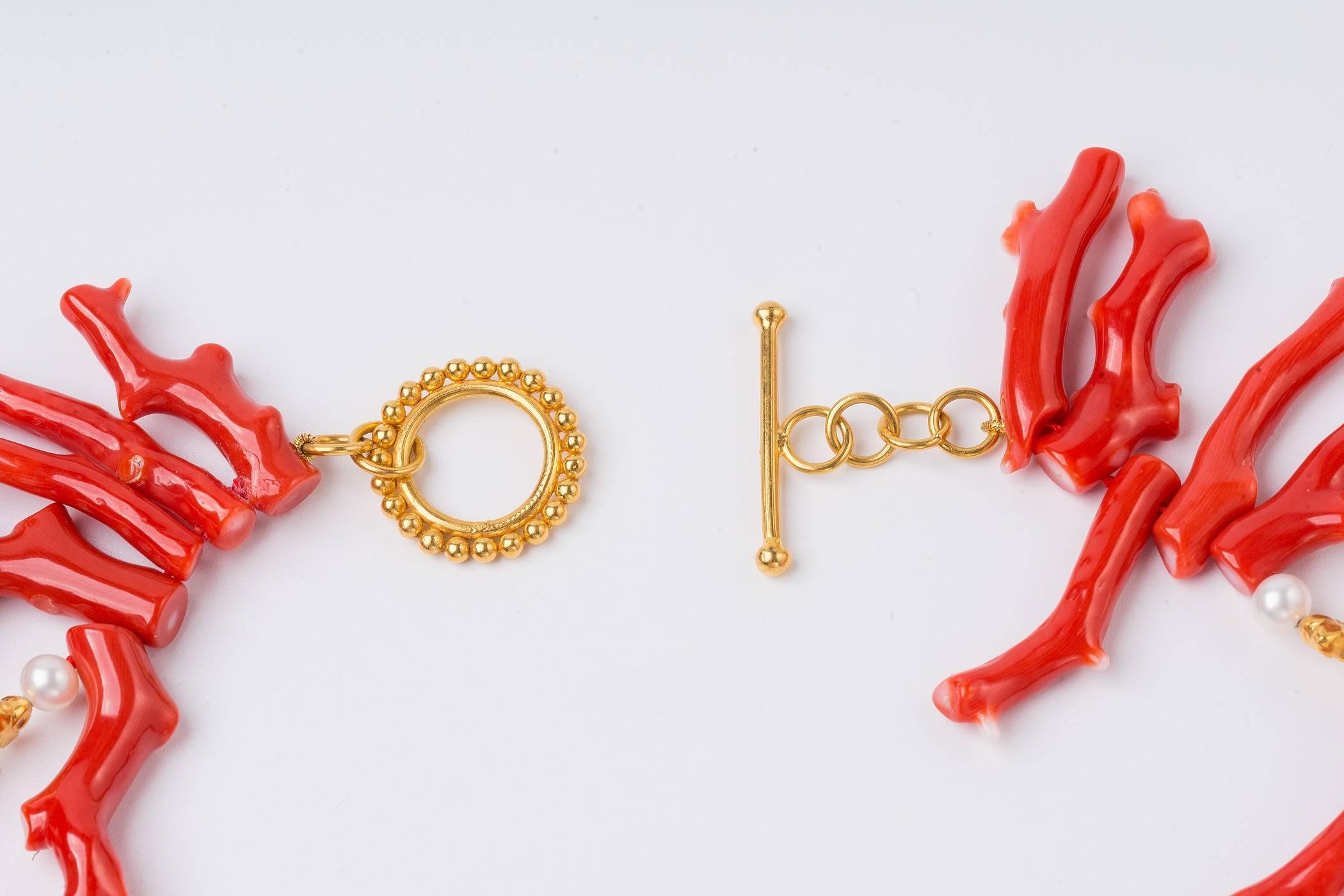 Contemporary Branch Coral, Freshwater Pearls and 18 Karat Gold Necklace with Toggle Clasp