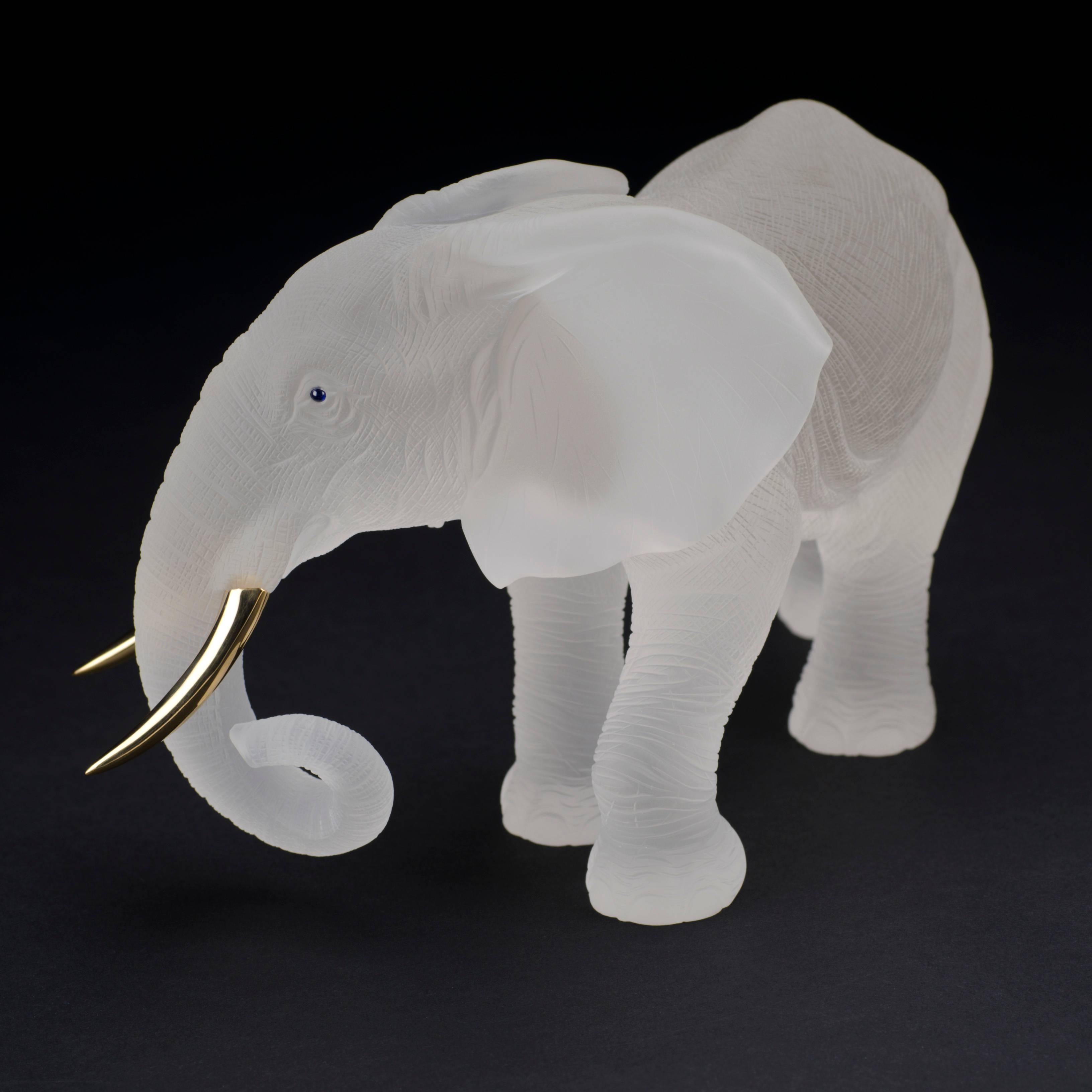 Rockcrystal Elephant with 18 Carat Yellow Gold Tusks For Sale 4