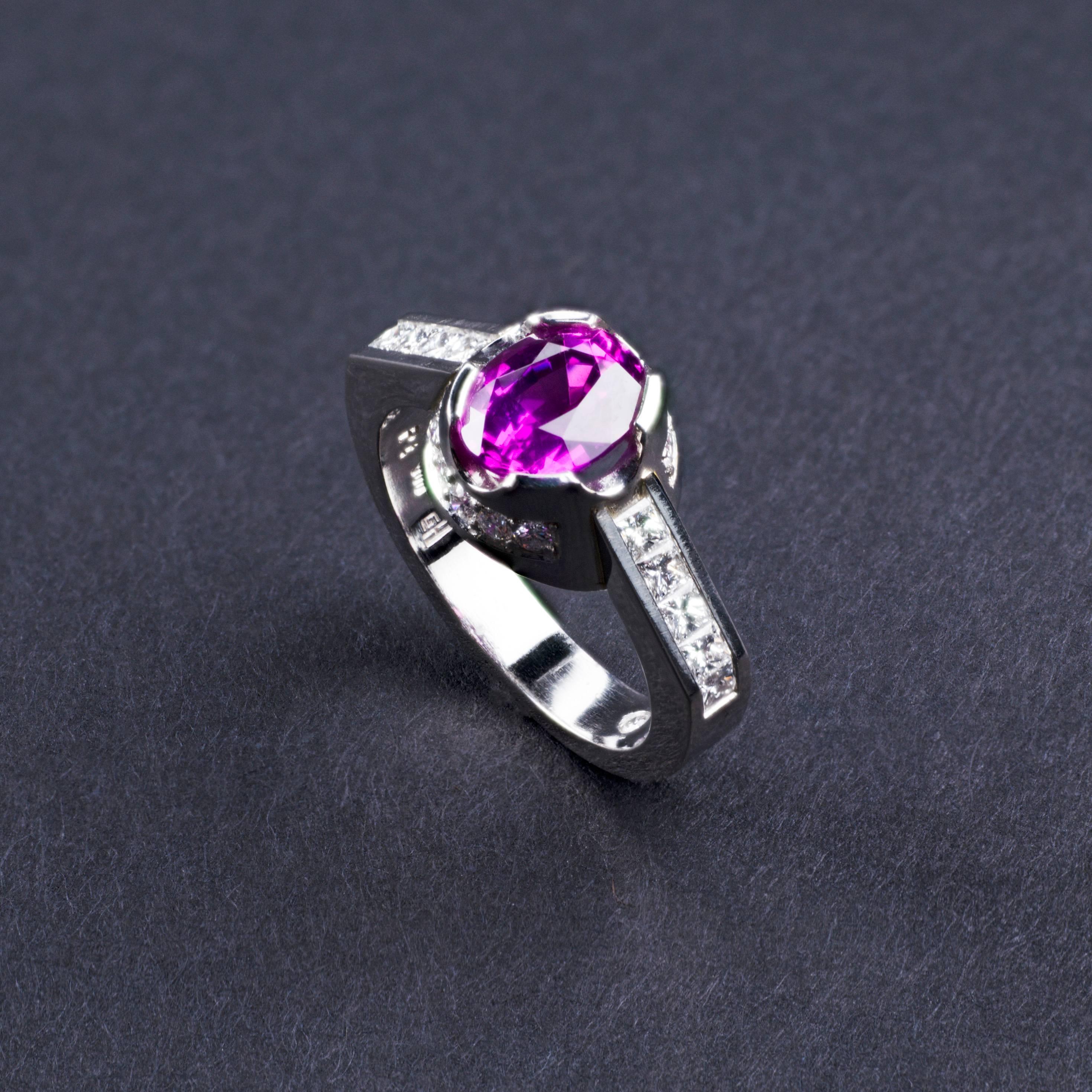 Women's Platinum and Pink Sapphire Diamond Engagement Ring For Sale