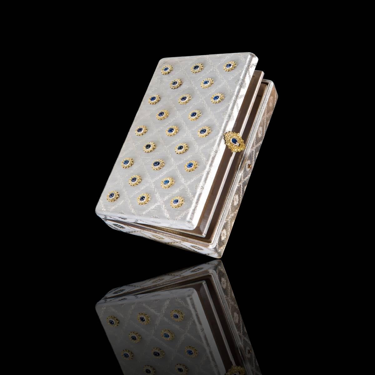 Gianmaria Buccellati's Minaudière, Sapphires, 18 Carat Gold and Silver In Excellent Condition For Sale In London, GB
