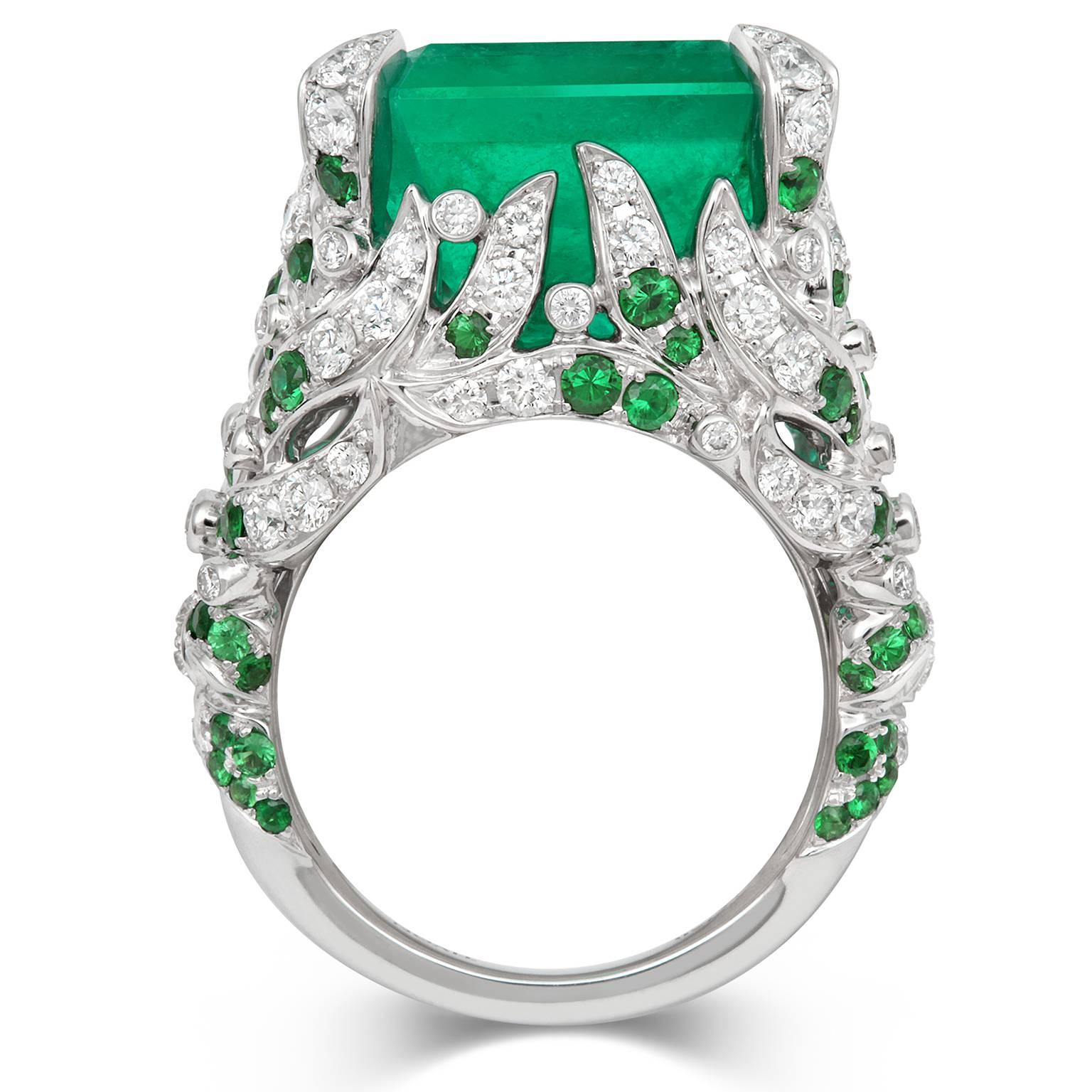 emerald and diamond cocktail ring