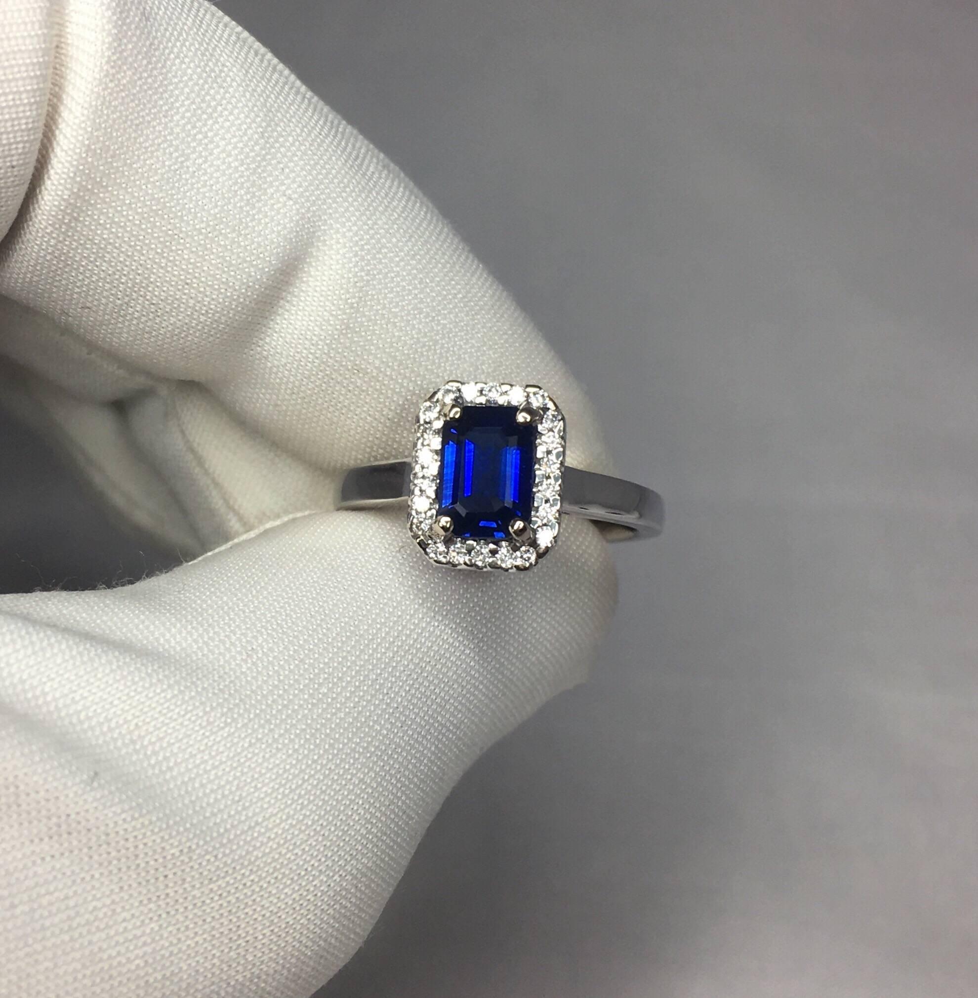 Ceylon Sapphire and Diamond 1.00 Carat Emerald Cut Cluster 18 Karat Gold Ring 2
