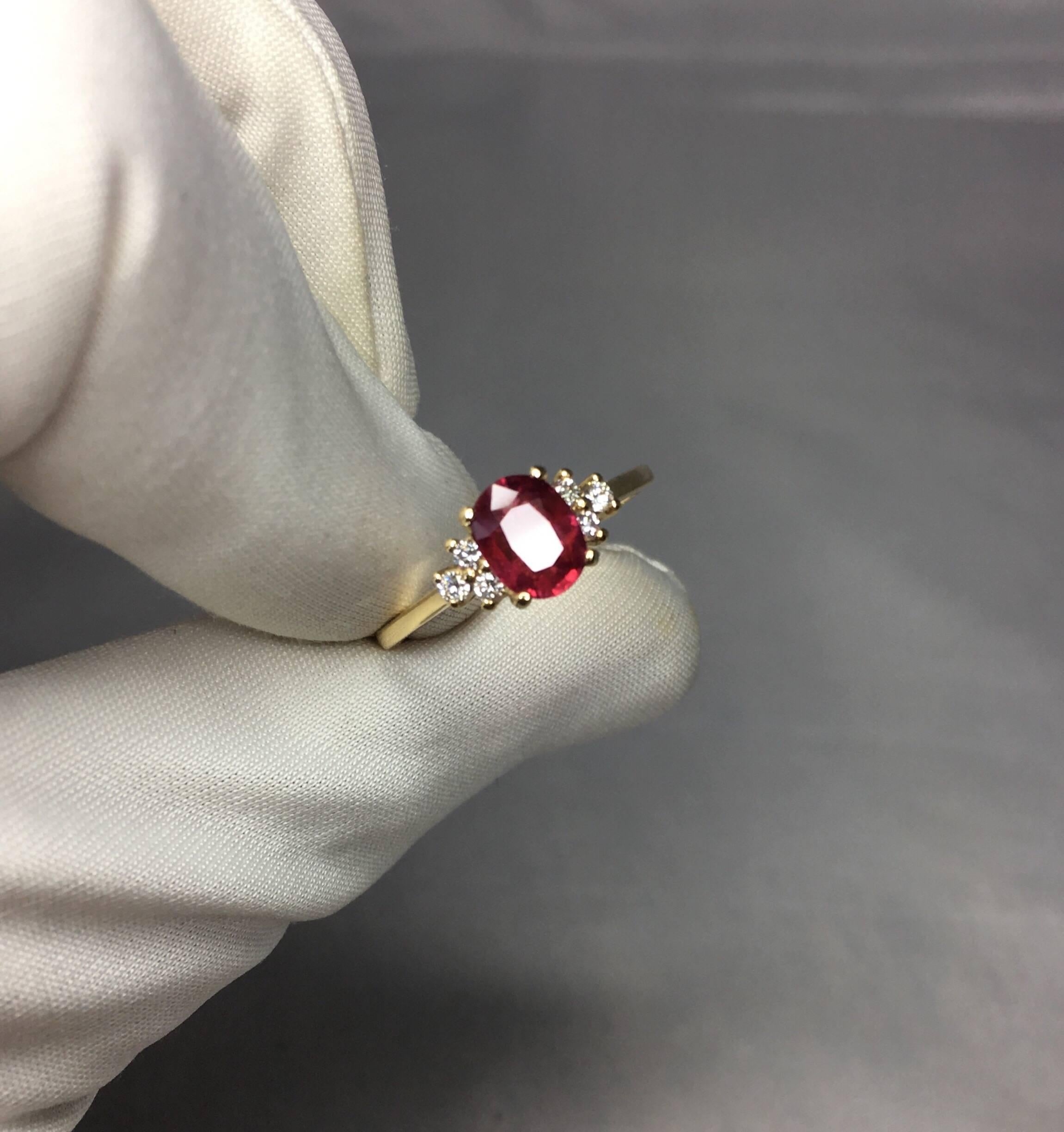 IGI Certified 1.12 Carat Ruby and Diamond Oval Cut 18 Karat Gold Engagement Ring 2