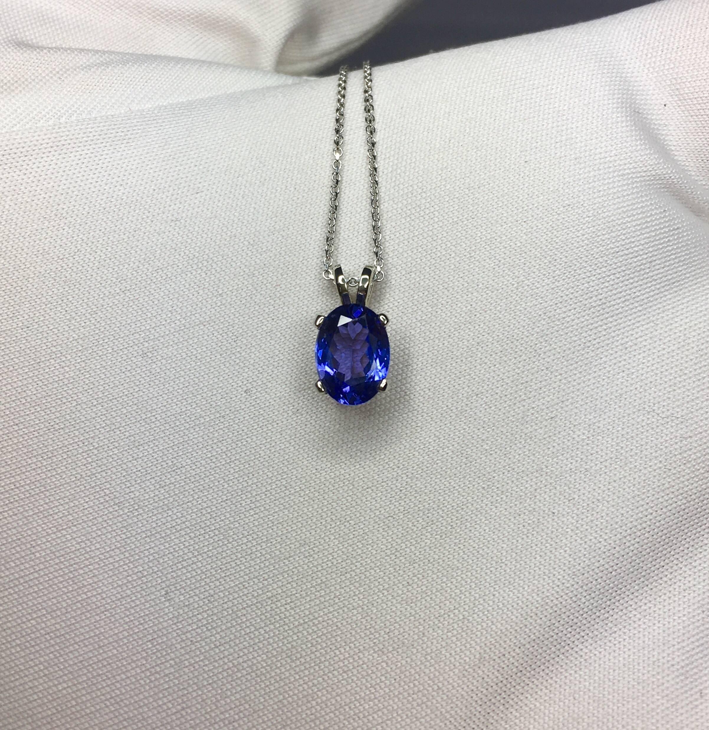 Stunning natural intense violet blue tanzanite solitaire pendant.

1.30 carat stone with excellent colour and clarity. Intense violet blue colour and practically flawless.

The pendant is hanging on a 16