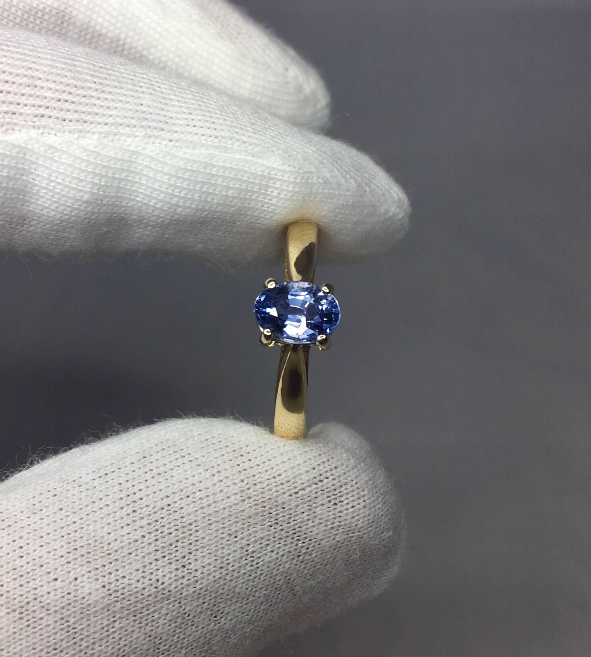 Igi Certified 1.09 Carat Ceylon Light Blue Sapphire 18 Karat Gold Solitaire Ring 2