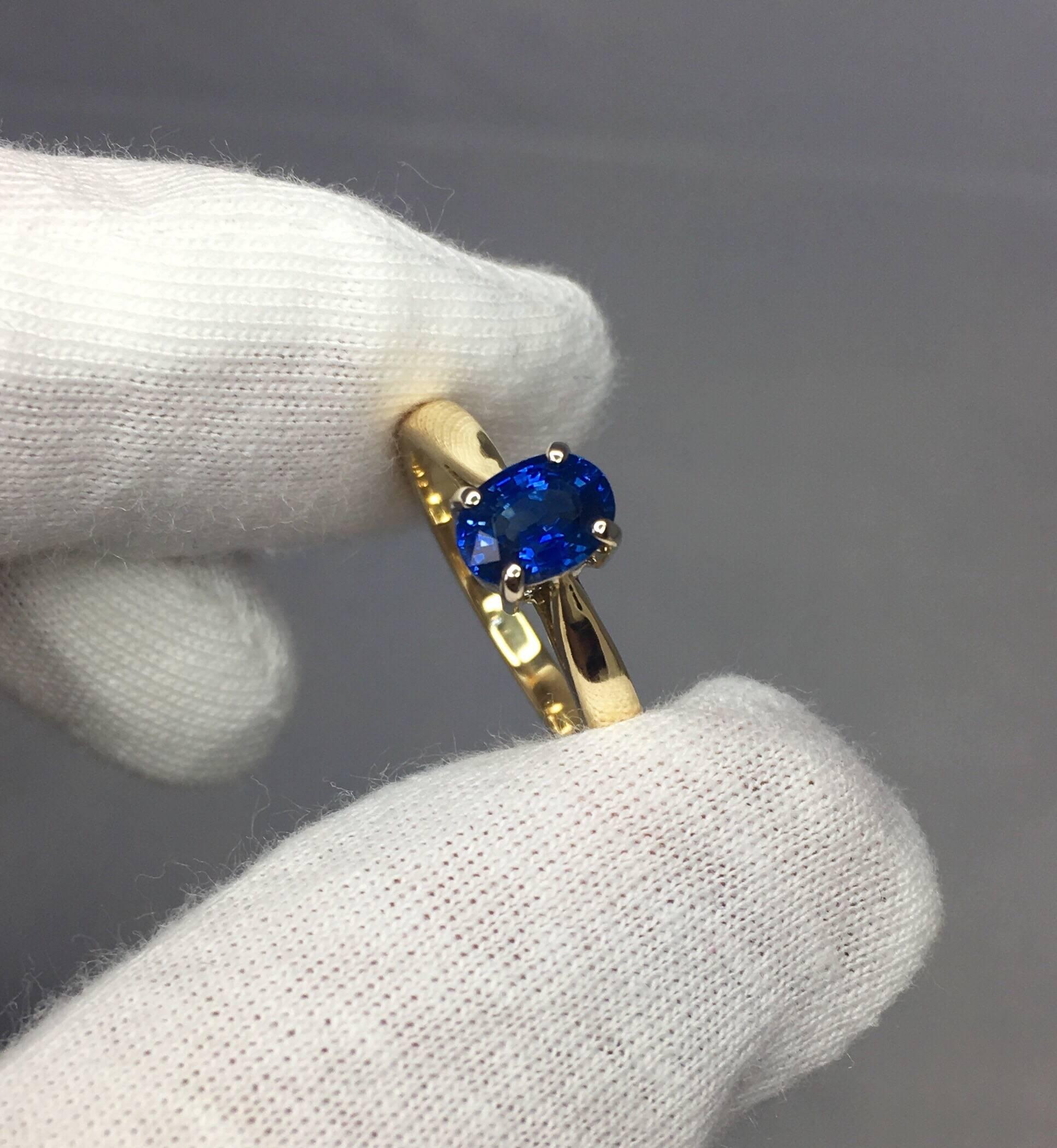 1.15ct Vivid Cornflower Blue Ceylon Sapphire Solitaire Engagement Ring 18k Gold  1