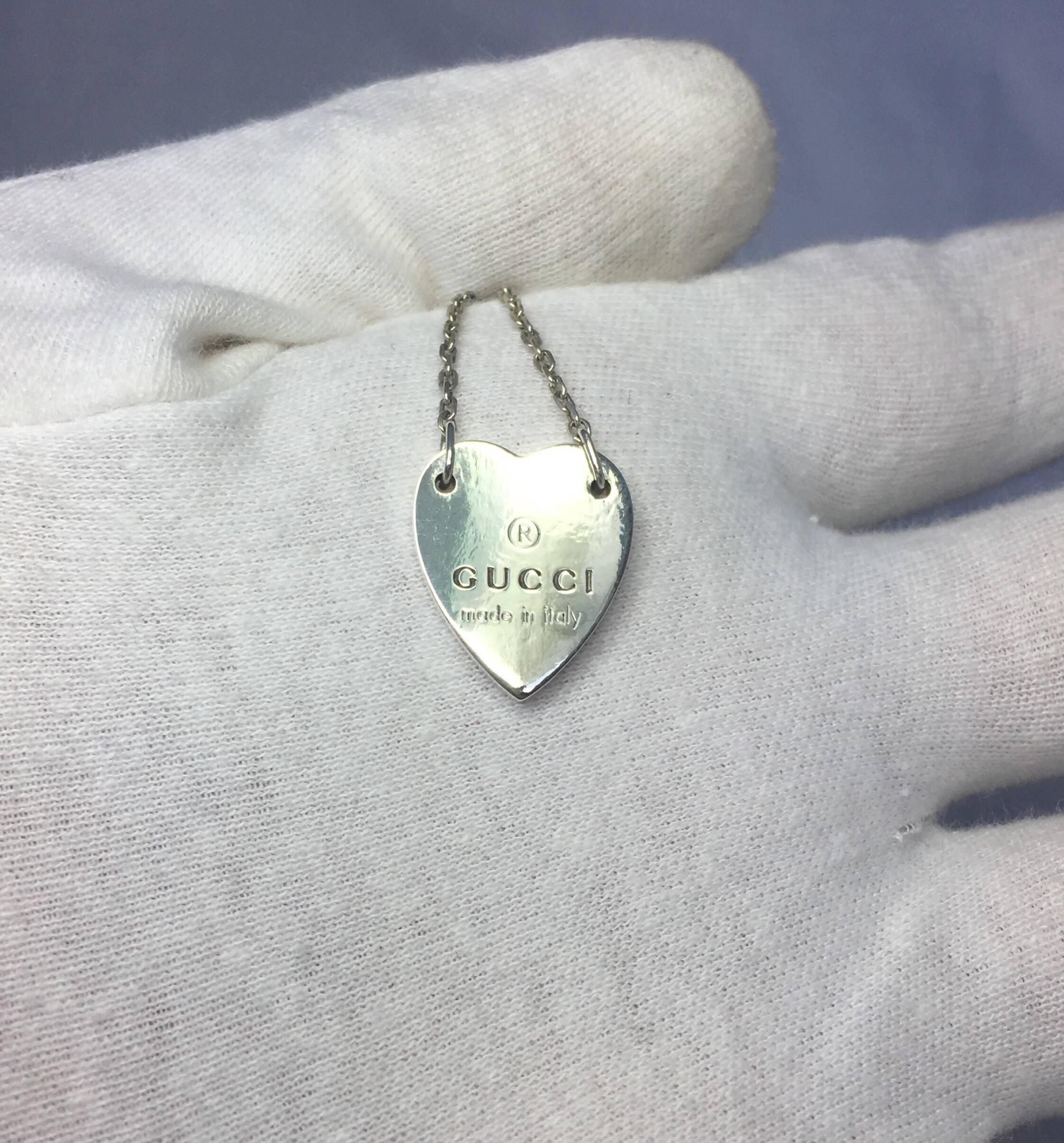 Gucci Sterling Silver Necklace Heart Pendant In Excellent Condition In Birmingham, GB