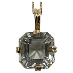 8.10 Carat Greenish Blue Aquamarine Square Emerald Cut Yellow Gold Pendant