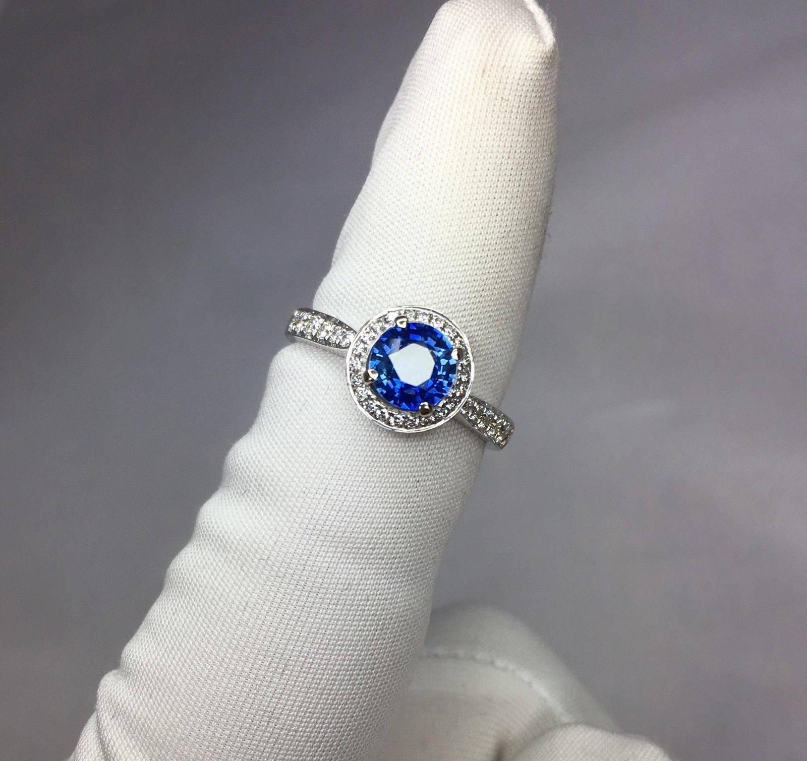 Women's 1.30 Carat Ceylon Blue Sapphire and Diamond Halo Ring 18 Karat White Gold
