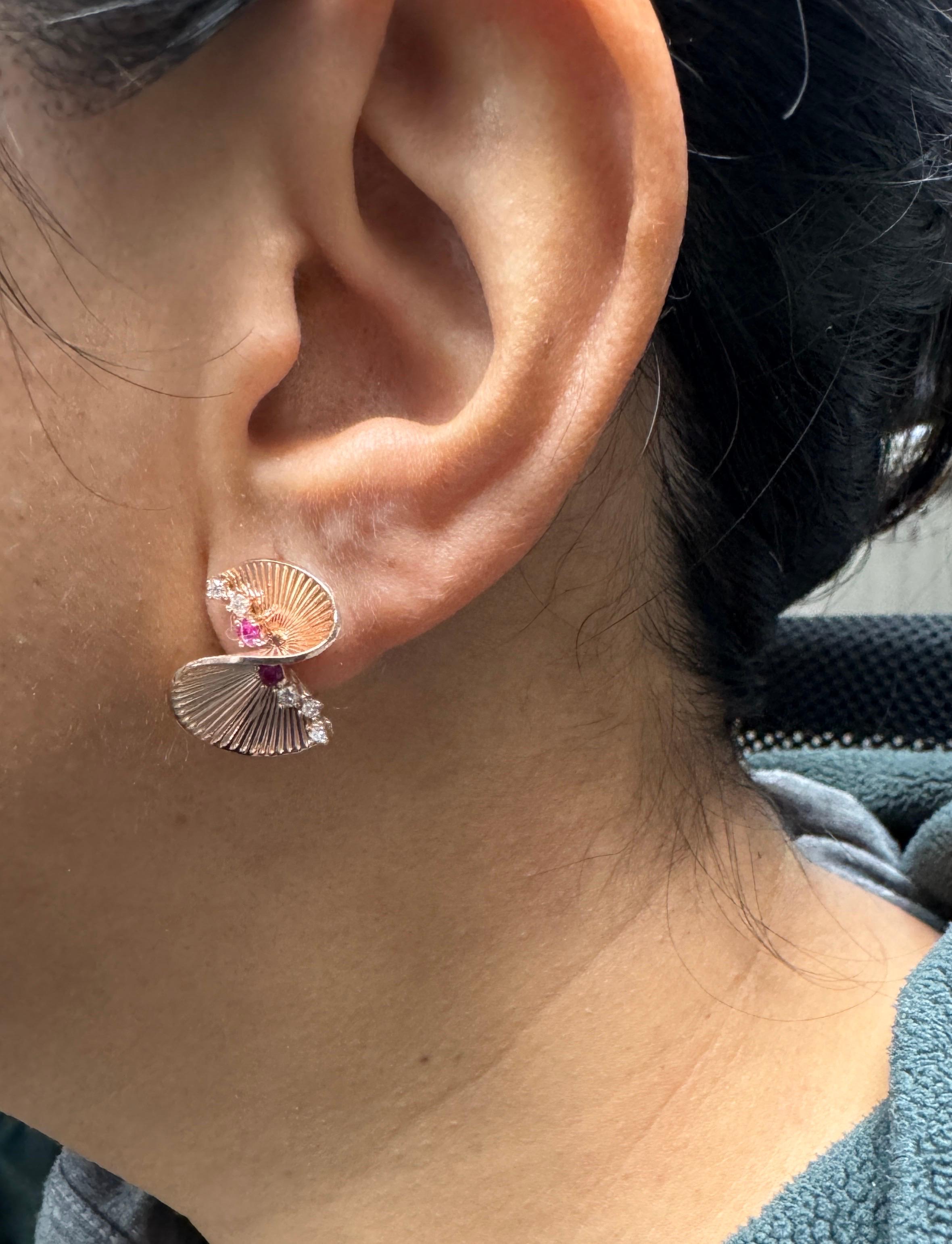 Boucles d'oreilles Art Déco en or rose avec diamant de 0,34 carat en vente 2