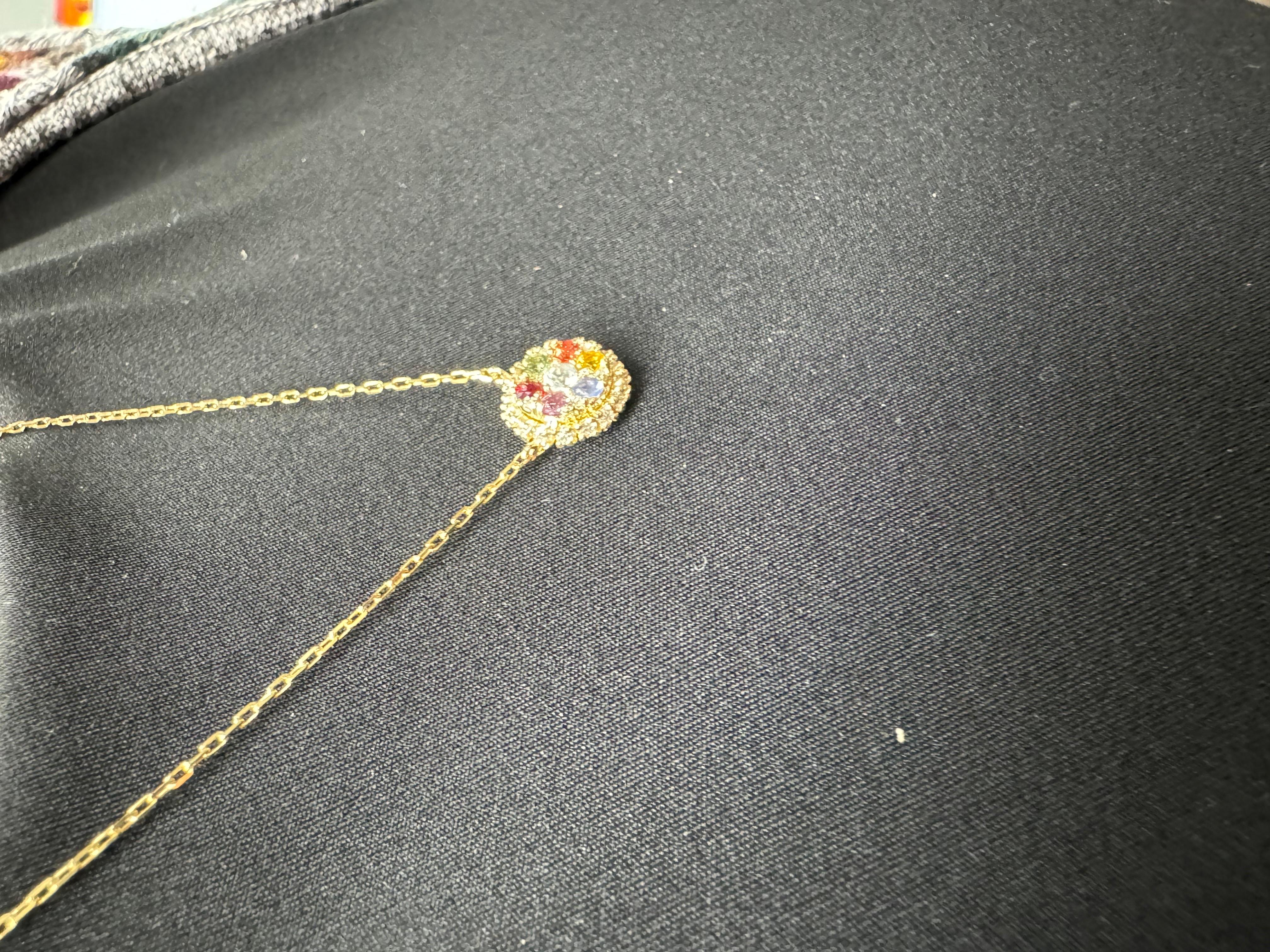 Women's or Men's 1.09 Carat Multicolor Sapphire and Diamond Yellow Gold Chain Pendant For Sale