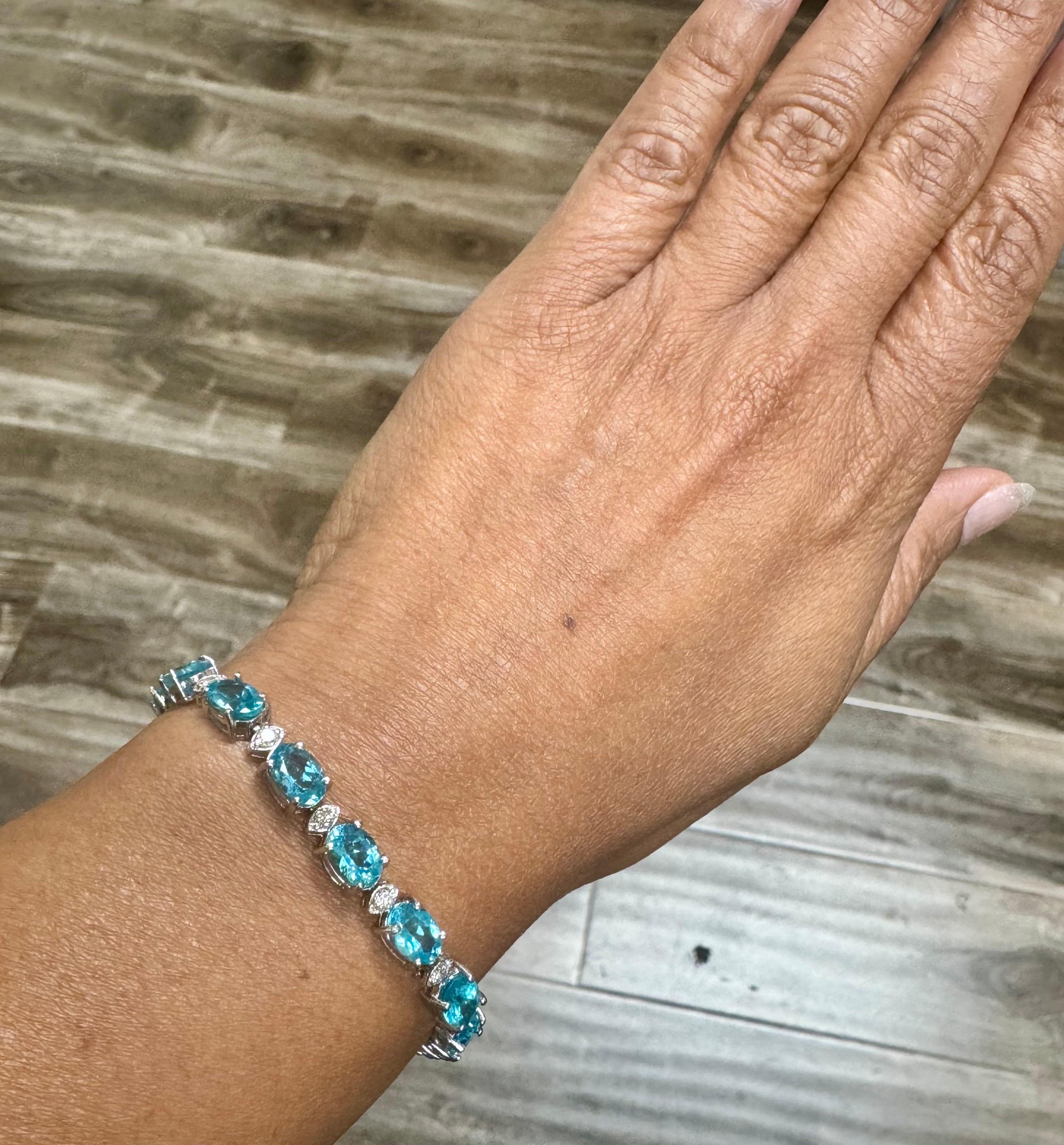 16.50 Carat Apatite Diamond 14 Karat White Gold Tennis Bracelet For Sale 2