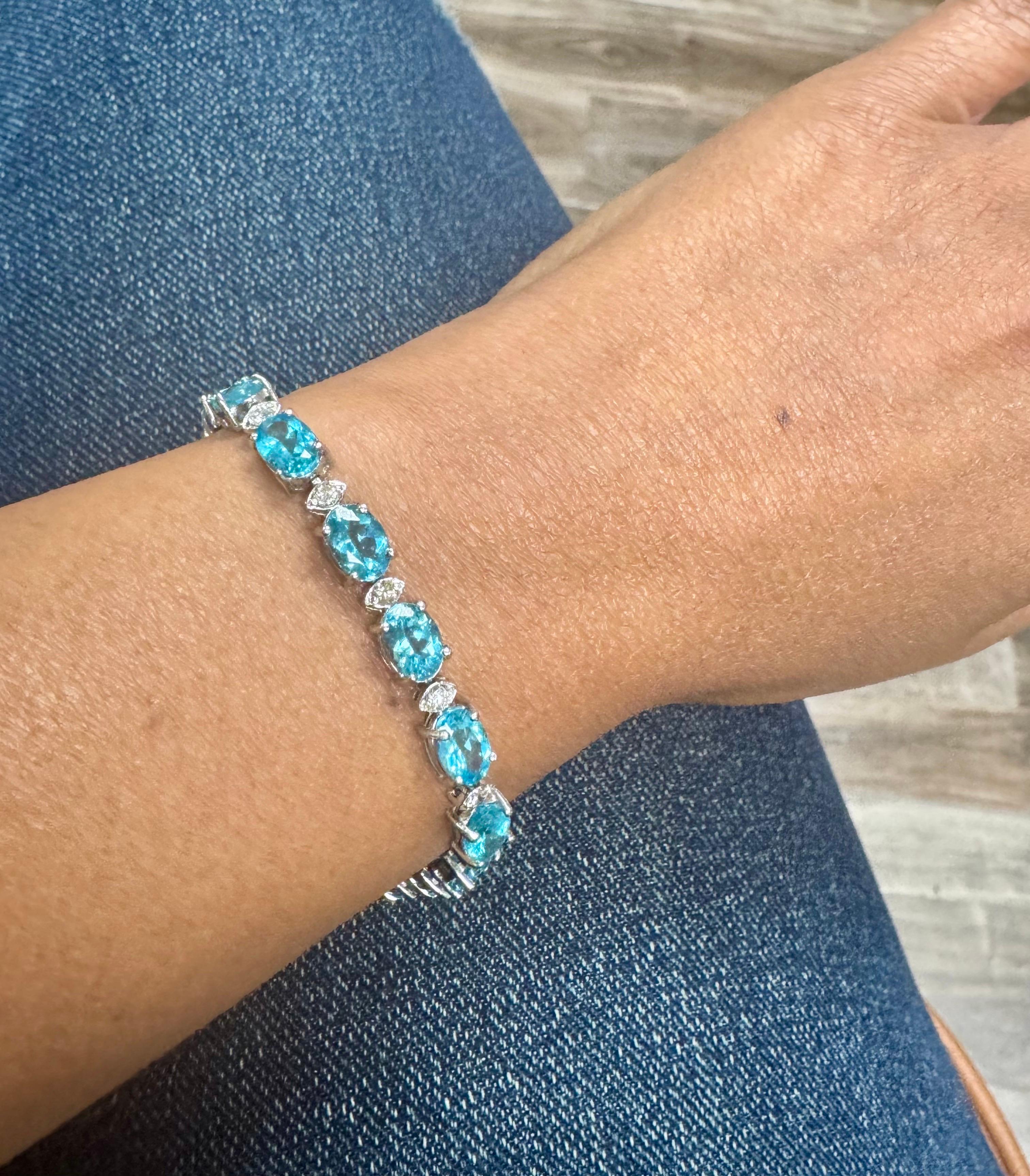 16.50 Carat Apatite Diamond 14 Karat White Gold Tennis Bracelet For Sale 4
