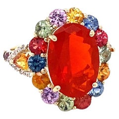 Bague cocktail en or jaune avec opale de feu naturelle de 6,24 carats, saphir et diamants
