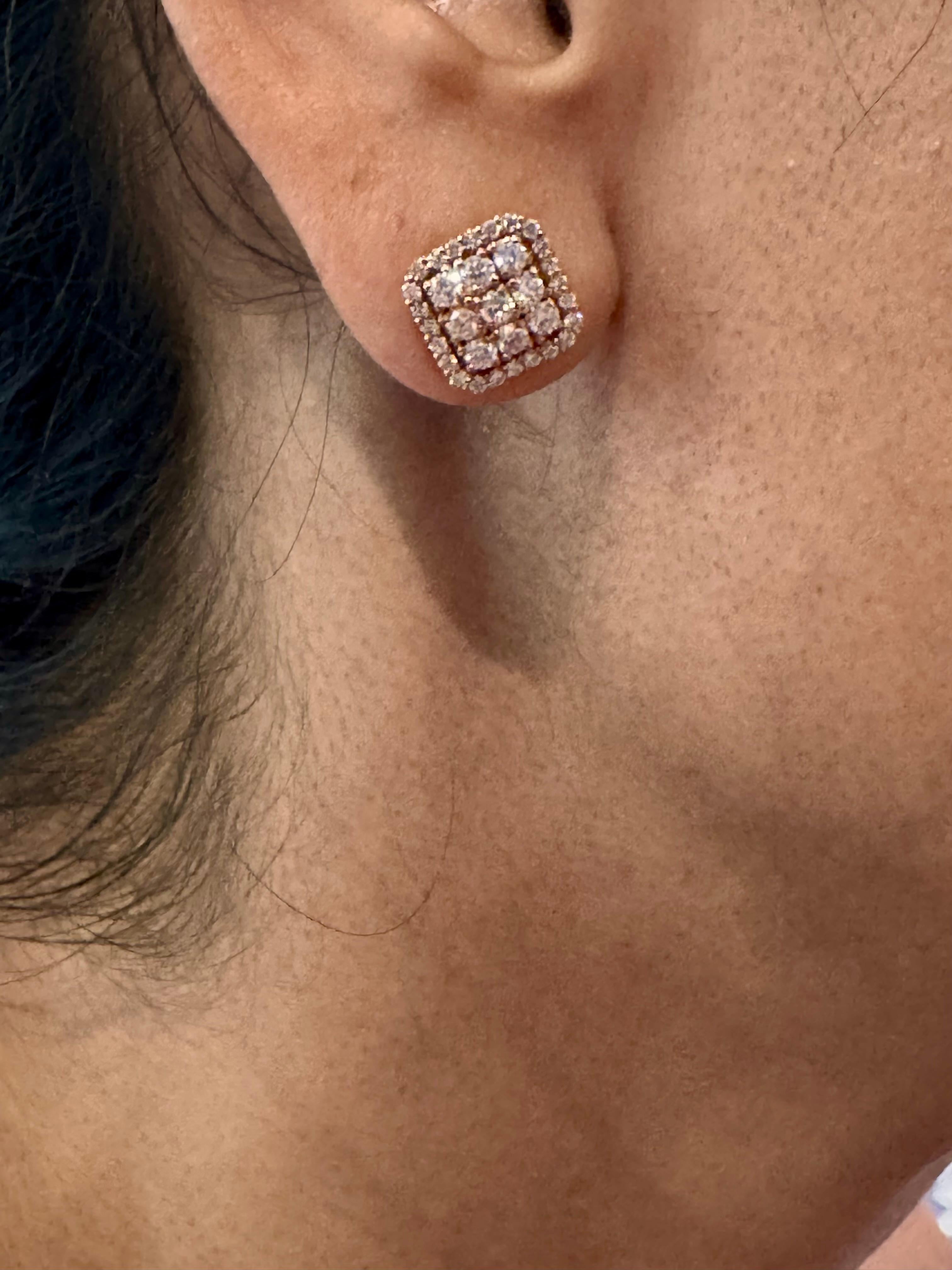 Orecchini a grappolo in oro rosa con diamanti tondi naturali da 1,05 carati in vendita 4