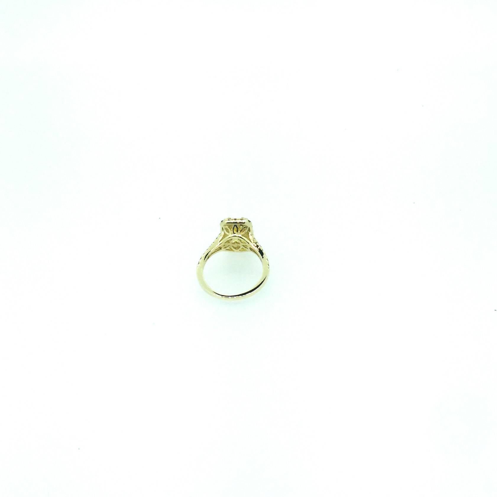 2.85 Carat Yellow Sapphire Diamond Halo Ring In New Condition In Los Angeles, CA