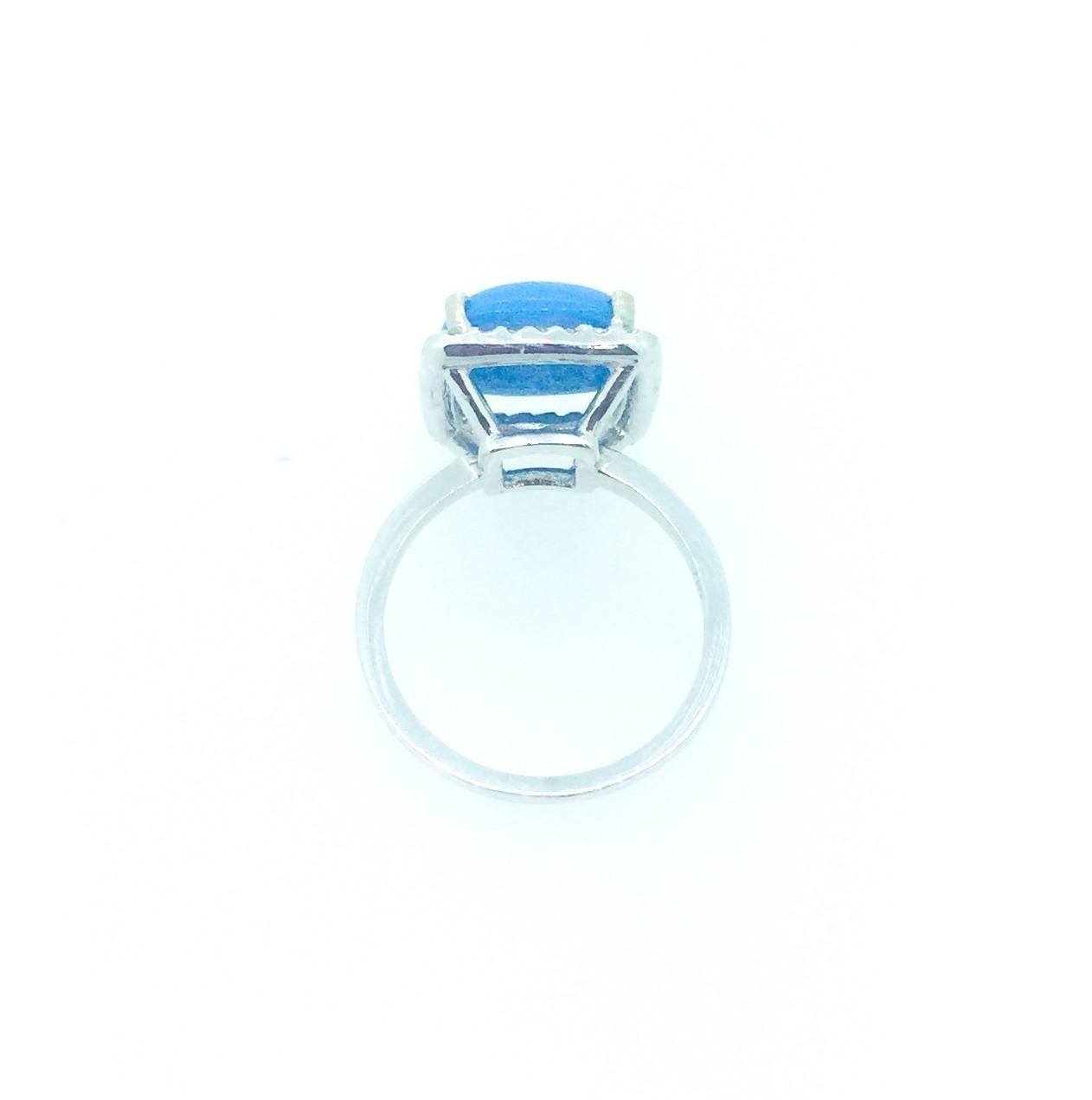 Modern 3.40 Carat Turquoise Diamond 14 Karat White Gold Cocktail Ring