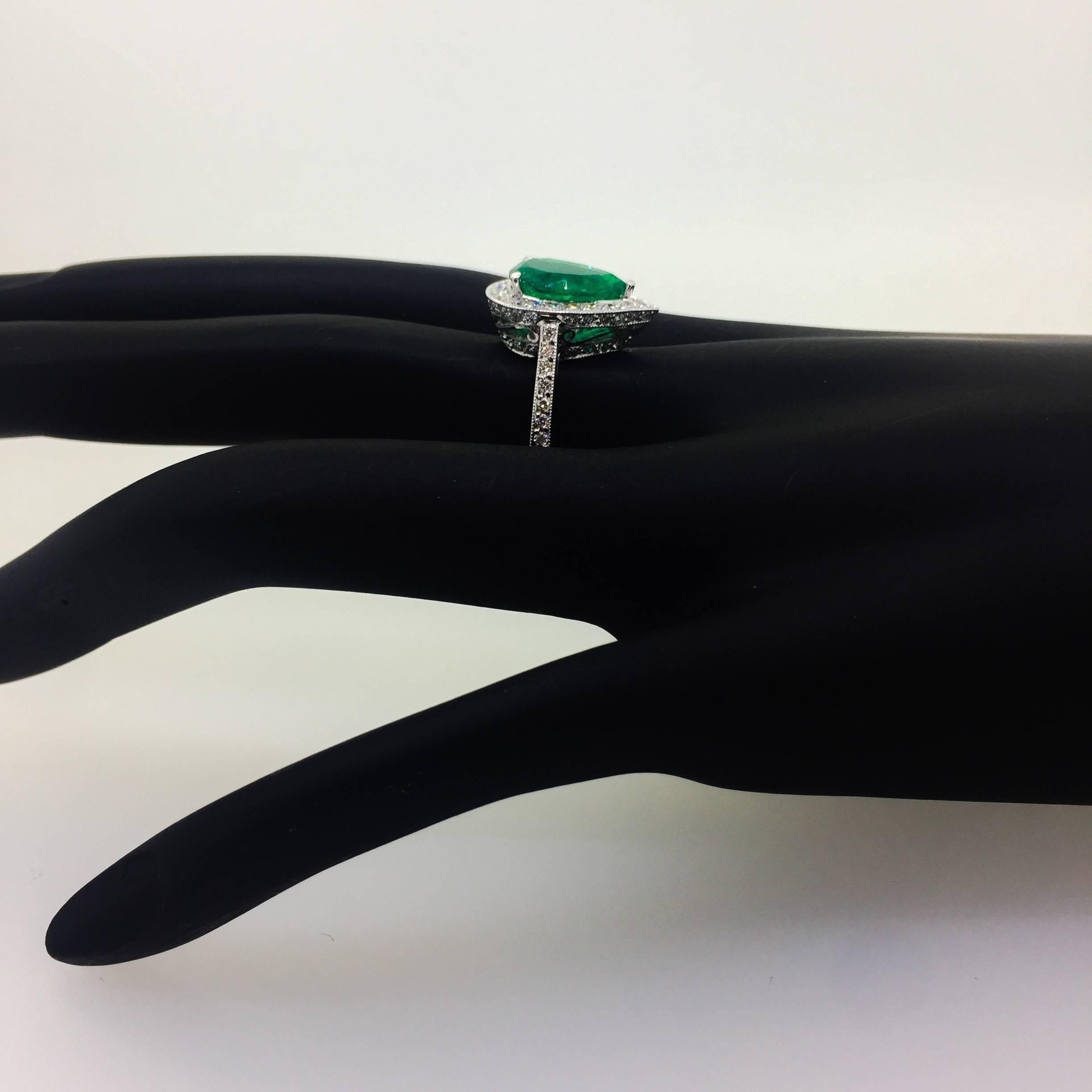 GIA Certified 2.56 Carat Emerald Diamond Engagement Ring In New Condition In Los Angeles, CA