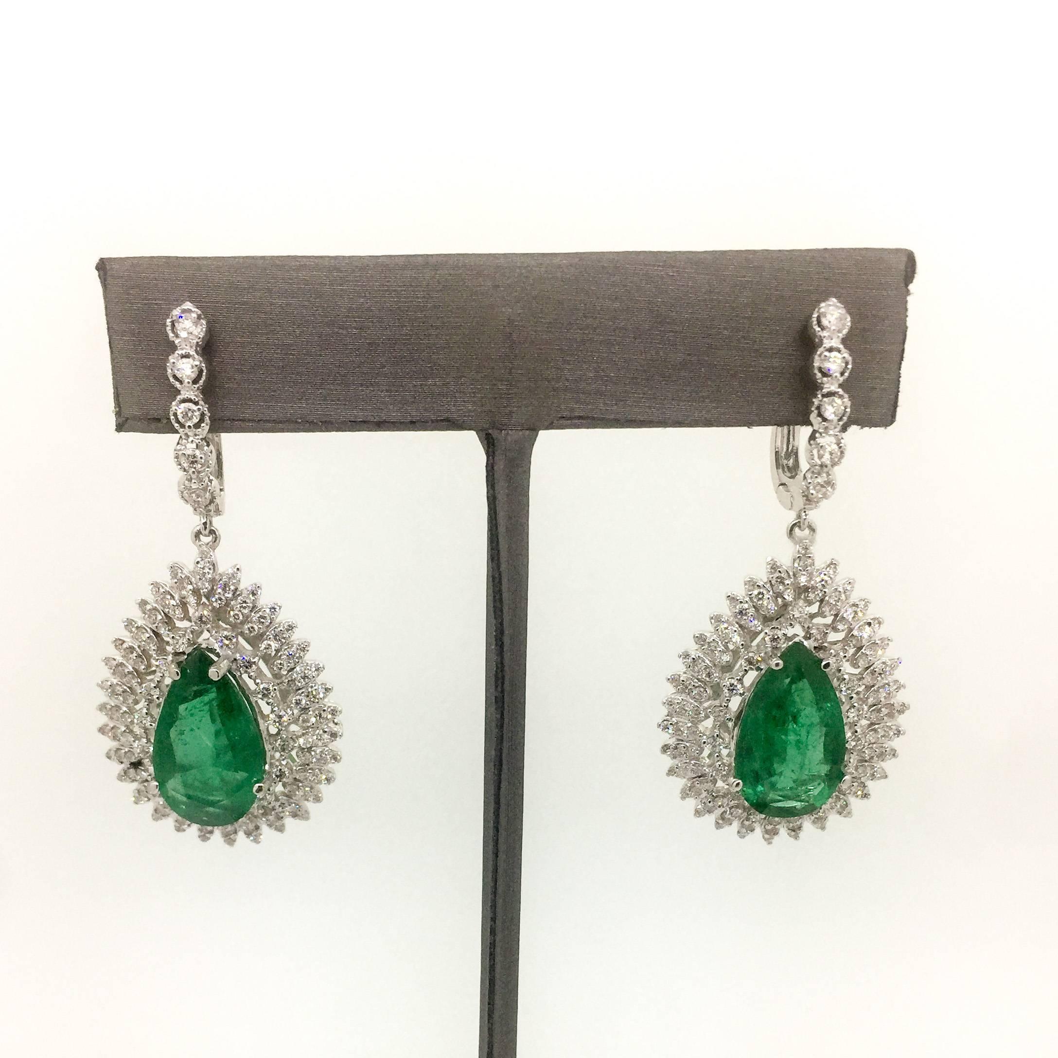 Art Deco 13.20 Carat Emerald and Diamond Drop Earrings
