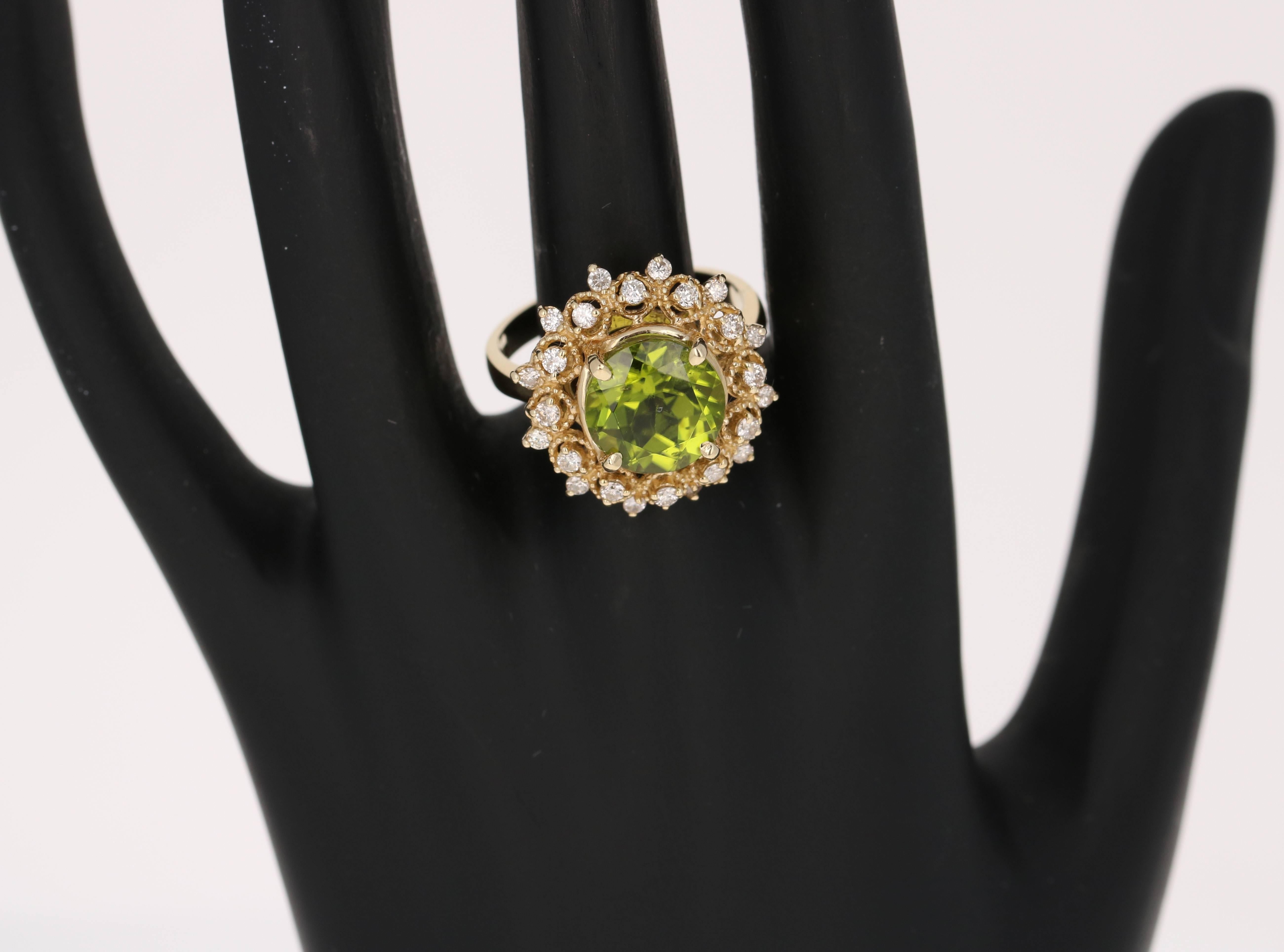 4.74 Carat Peridot Diamond Ring In New Condition In Los Angeles, CA