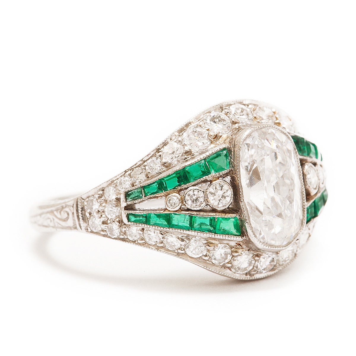 Edwardian Diamond Calibre Emerald Ring In Excellent Condition For Sale In New York, NY
