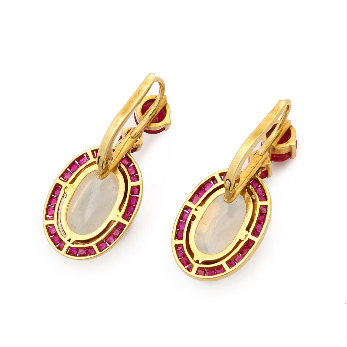 Victorian Moonstone Ruby Gold Drop Earrings In Excellent Condition For Sale In New York, NY
