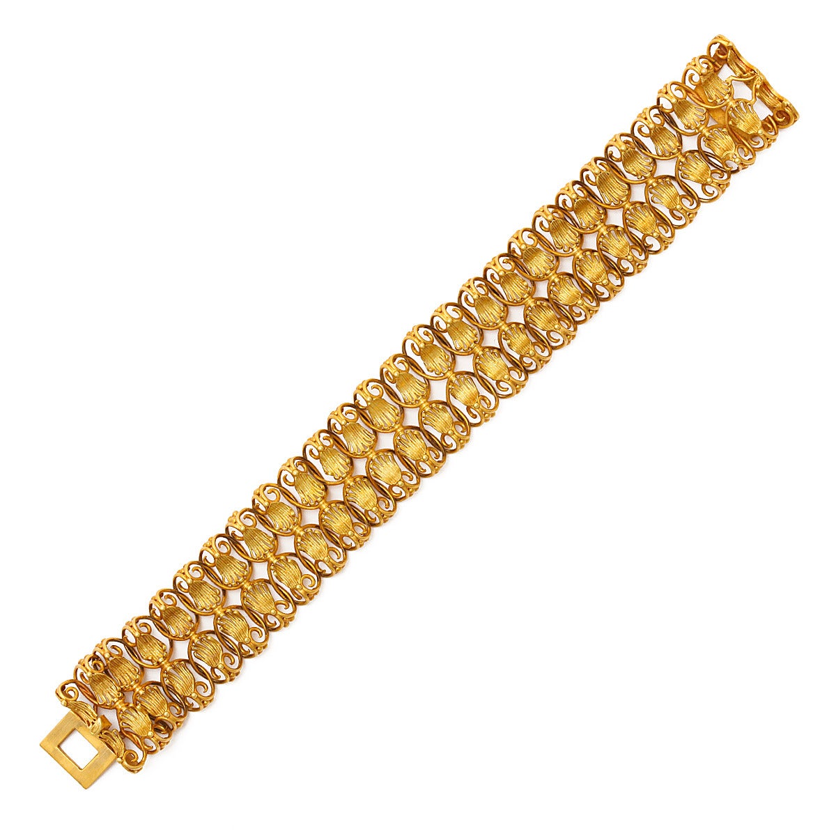 Georgian Woven Gold Bracelet In Excellent Condition For Sale In New York, NY