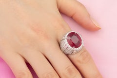 Cocktailring mit afrikanischem Rubin und 12-Karat-Diamanten, entworfen von Ella Gafter
