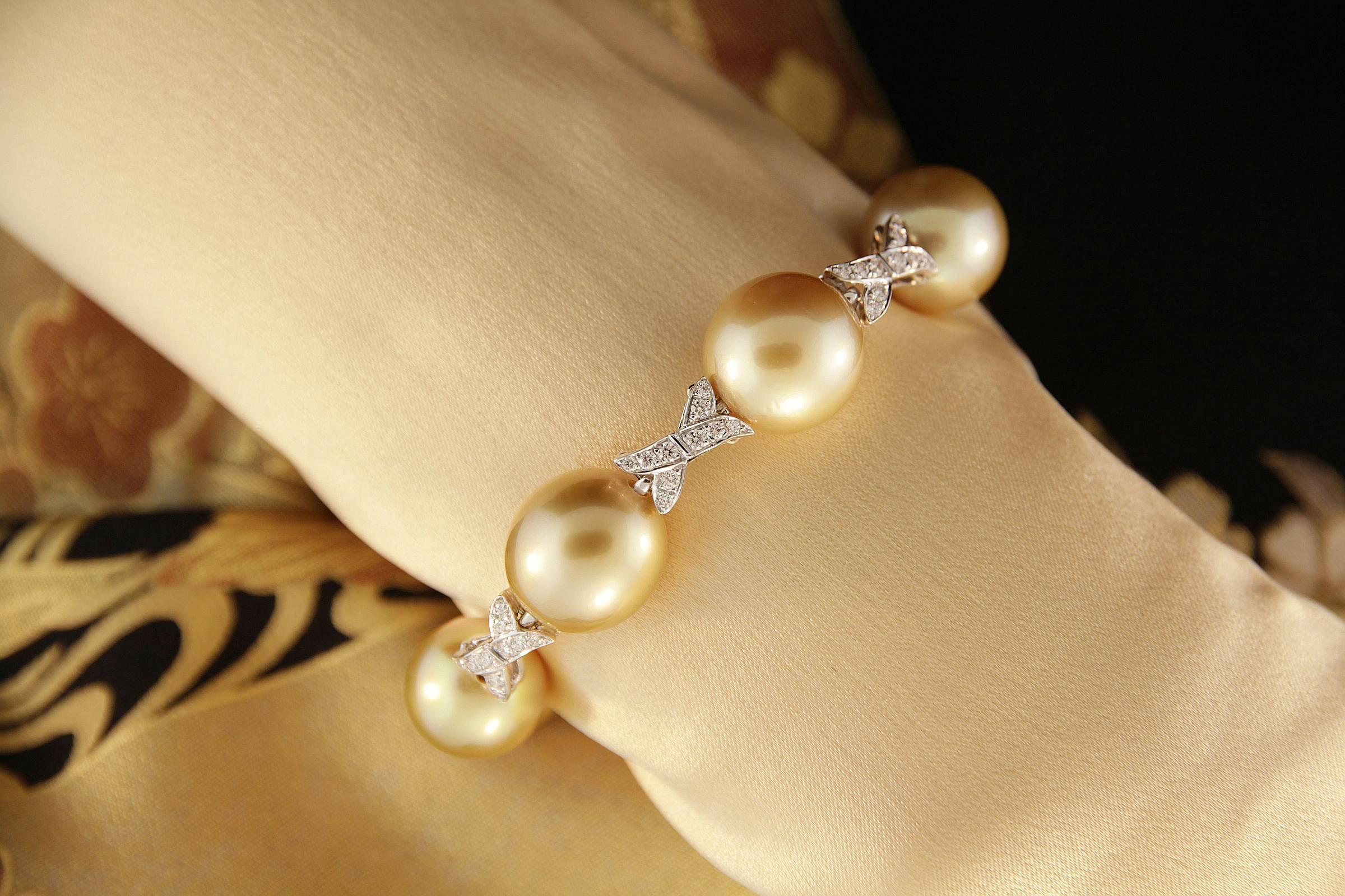 Ella Gafter Golden South Sea Pearl Diamond Bracelet For Sale 3