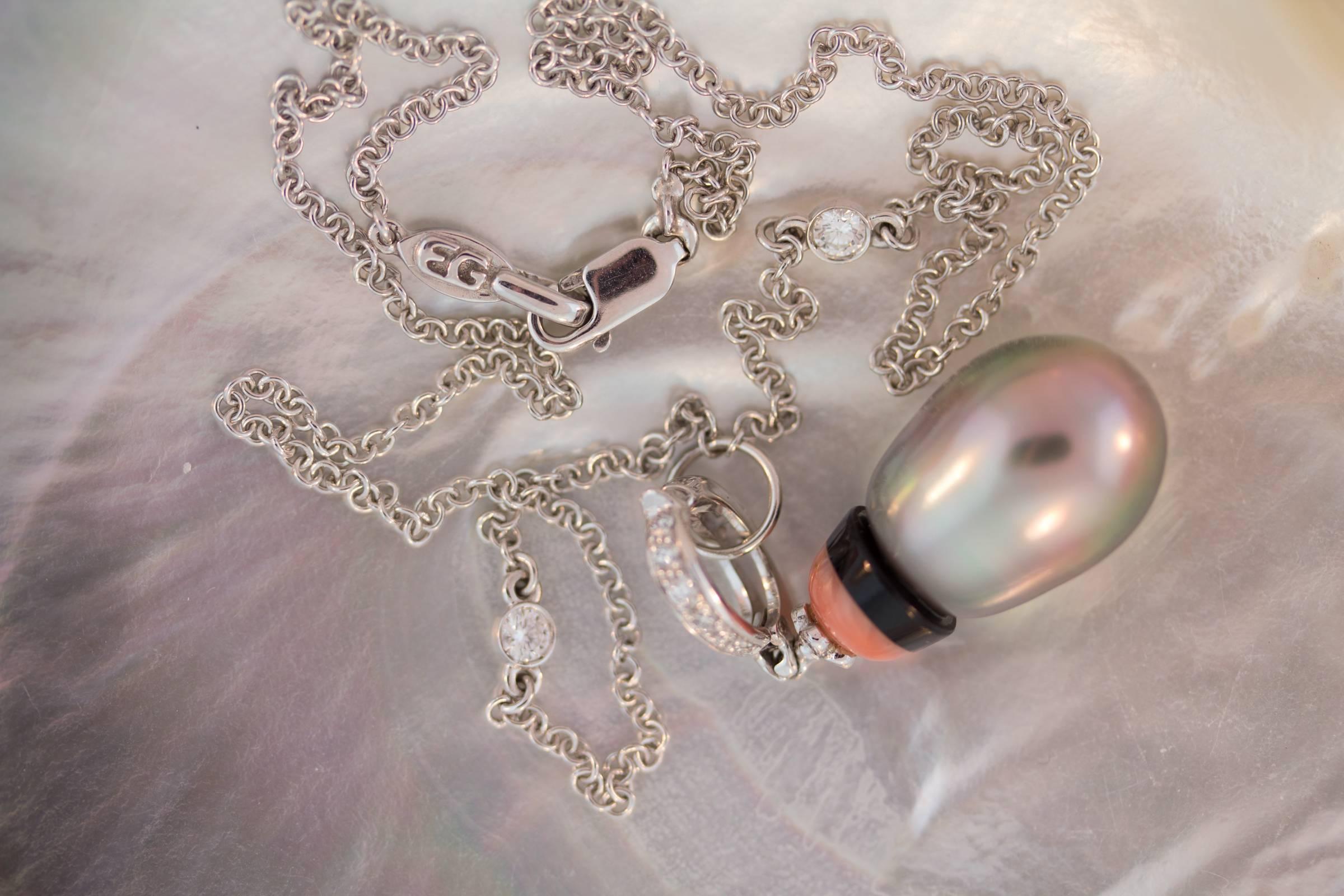 Ella Gafter Pearl Pendant Necklace For Sale 3