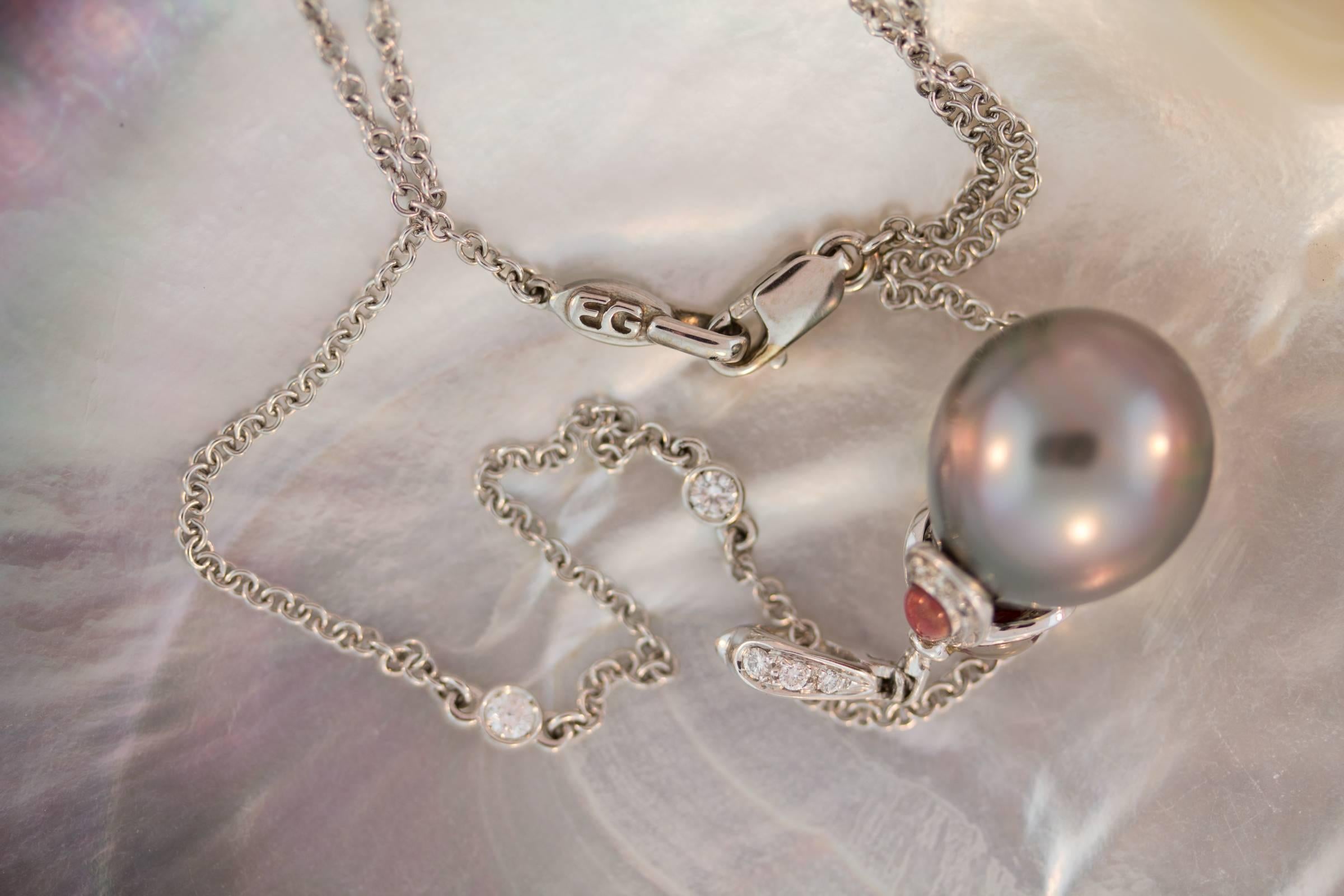 Ella Gafter Pearl Diamond Pendant Necklace For Sale 2