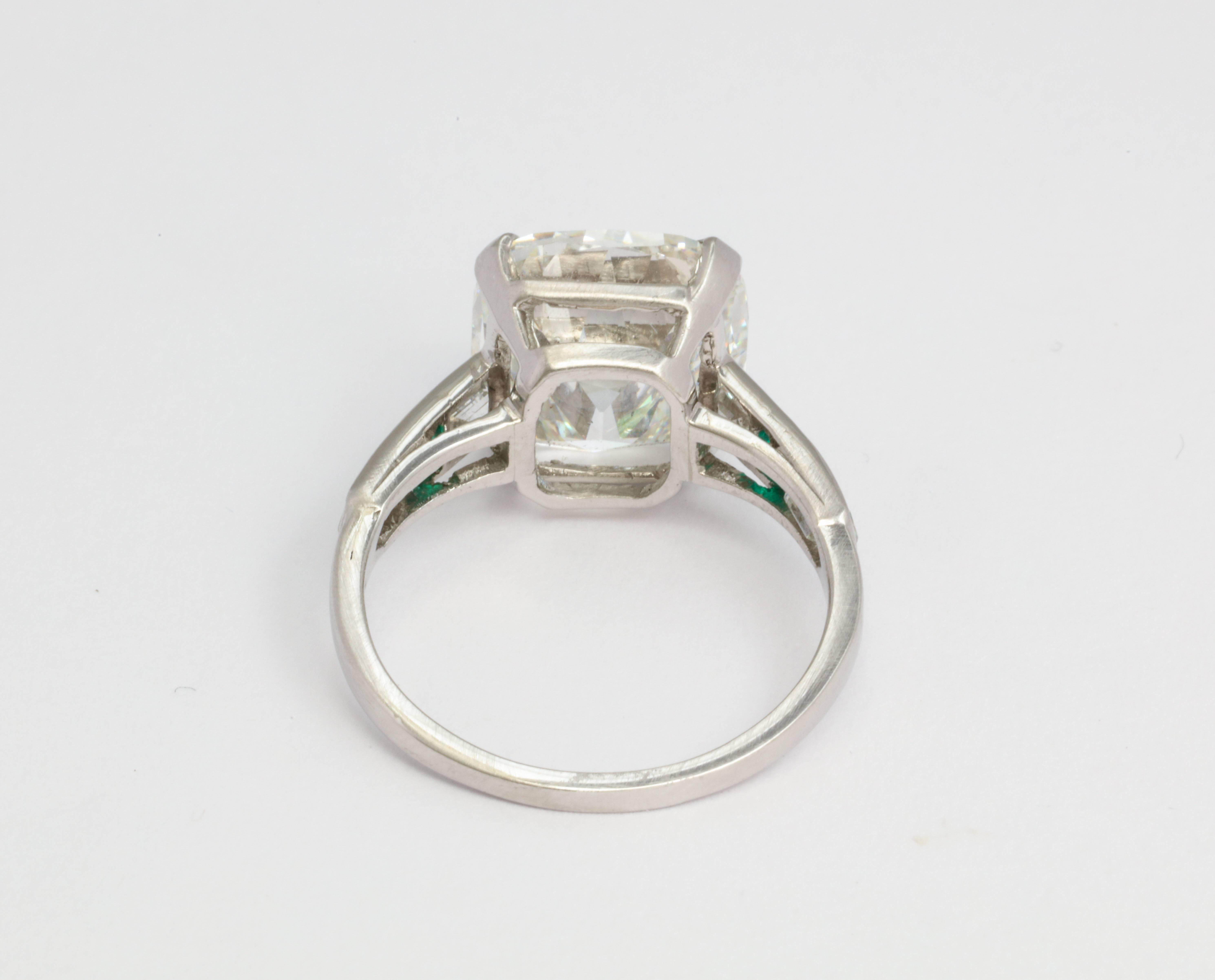 Art Deco GIA Certified 5.27 Carat Cushion Cut Diamond Emerald Engagement Ring In Excellent Condition In New York, NY