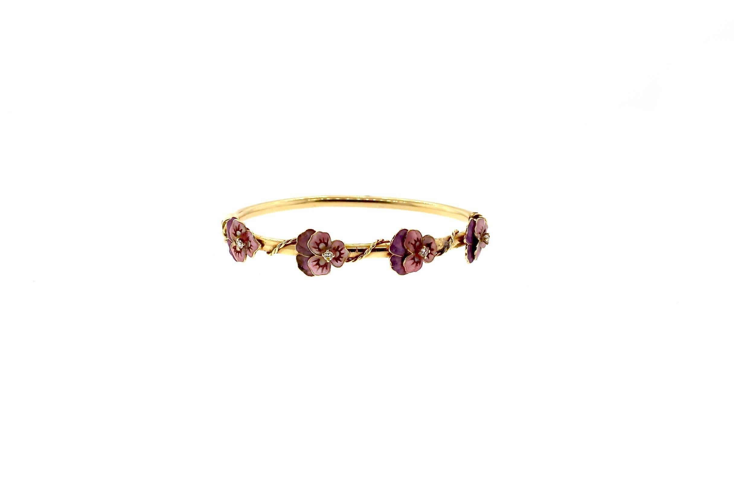 Antique Gold Enamel Diamond Purple Pansy Bangle Bracelet In Excellent Condition In New York, NY