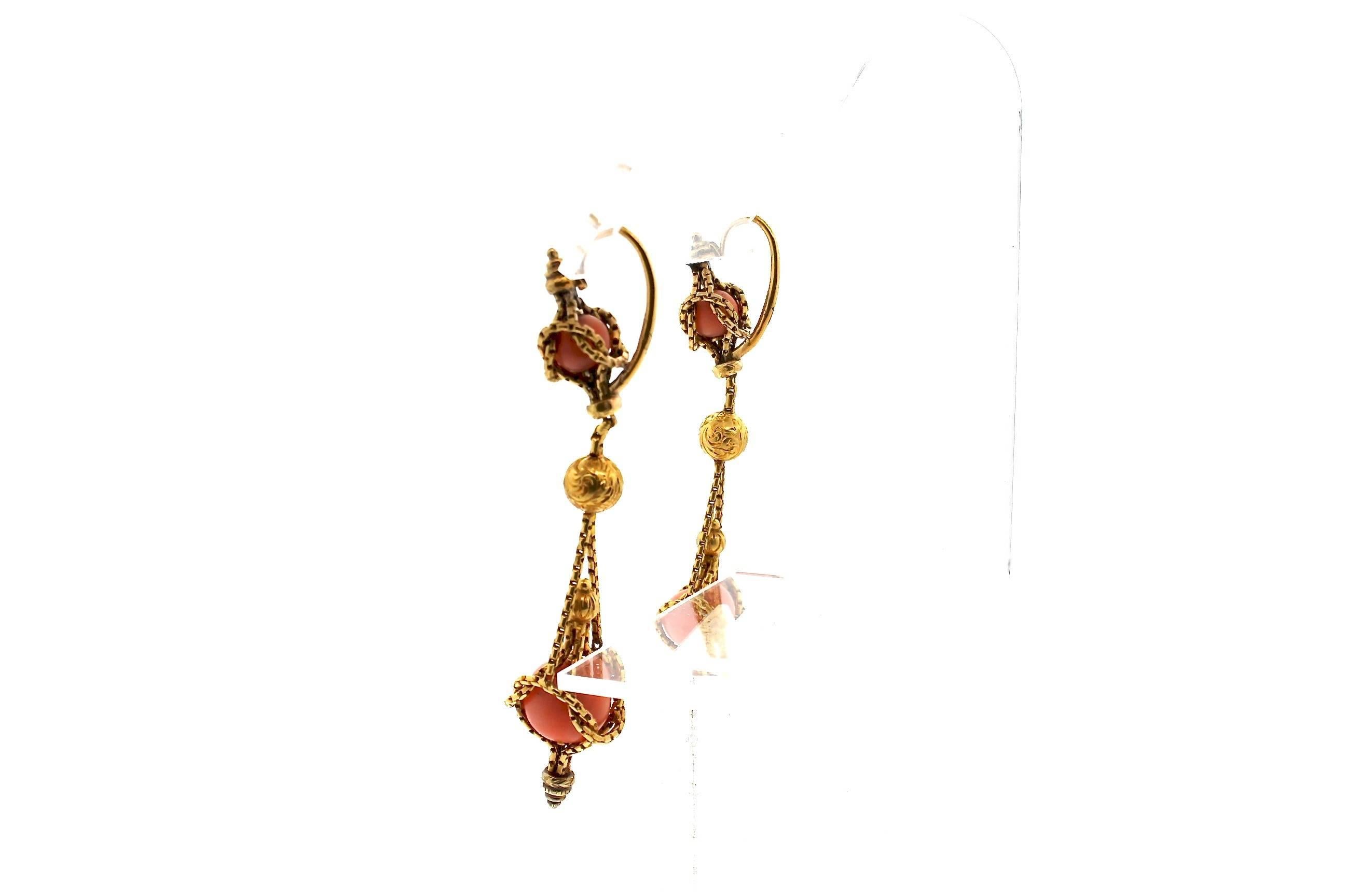 Victorian Etruscan Revival Gold Coral Dangling Earring In Excellent Condition For Sale In New York, NY