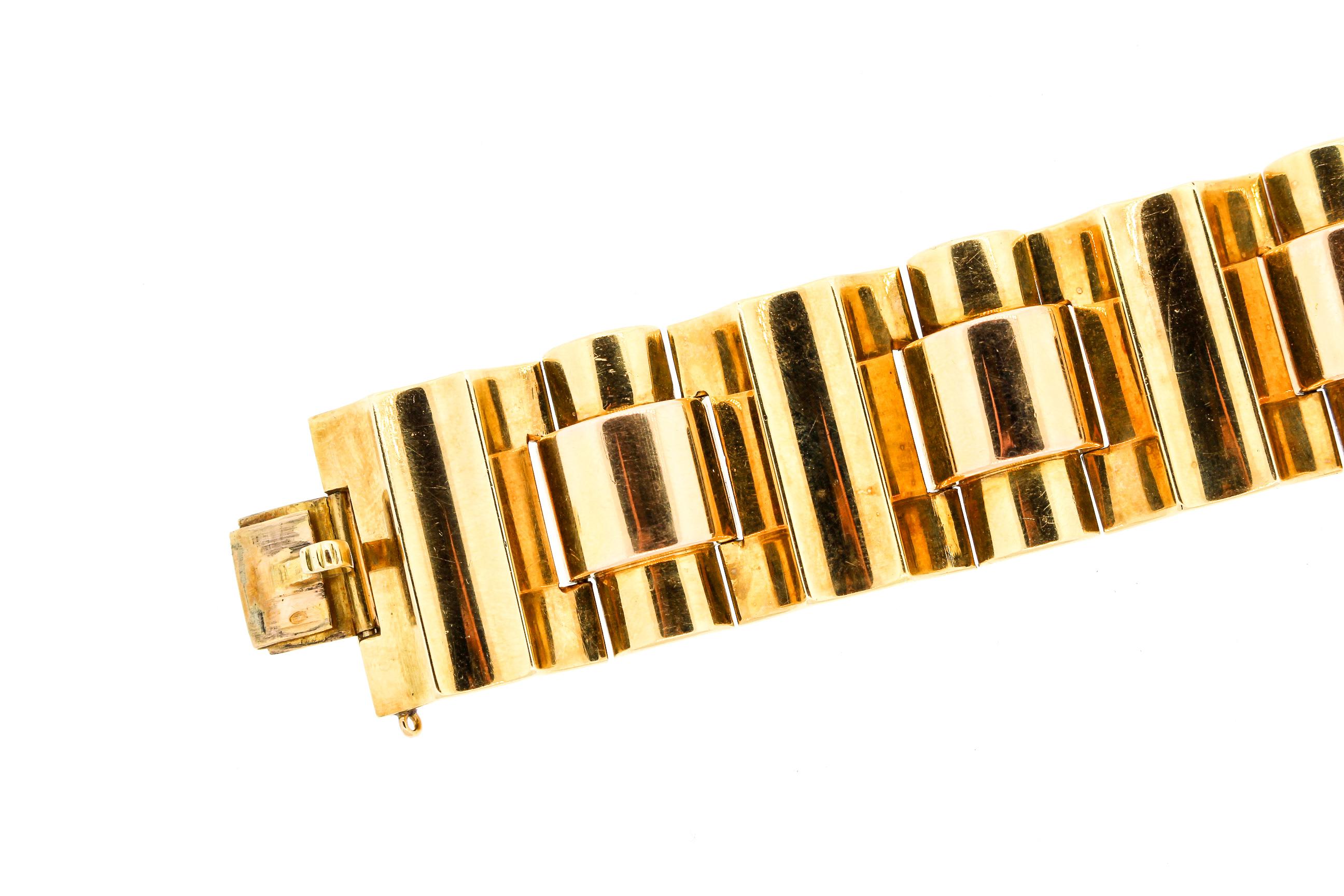 Modernist Retro 18 Karat Rose Yellow Gold Wide Tank Bracelet In Good Condition In New York, NY