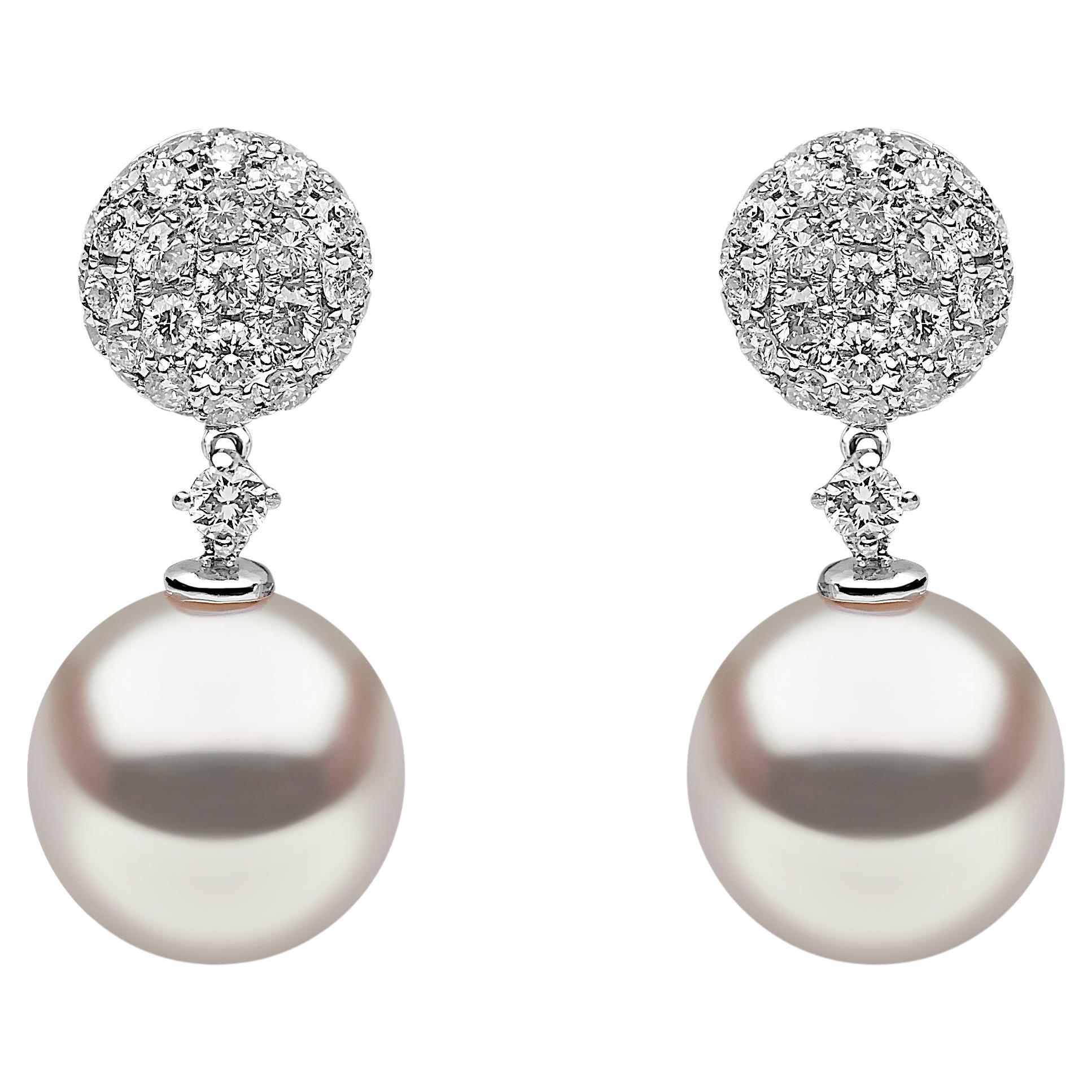 Orecchino con perla coltivata e diamante in oro bianco 18 carati in vendita