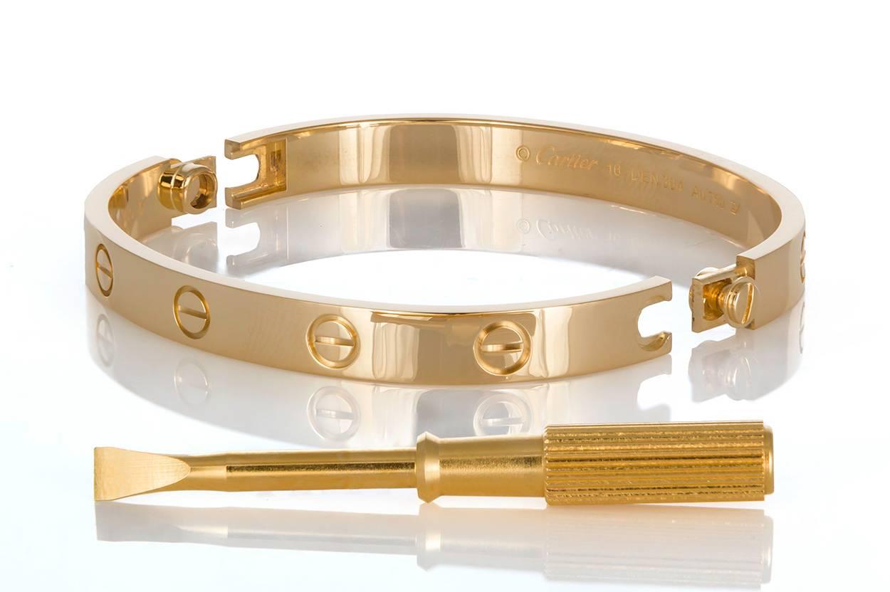 New Style Cartier Love Bangle Bracelet 18 Karat Yellow Gold Box and Papers In Excellent Condition In Tustin, CA