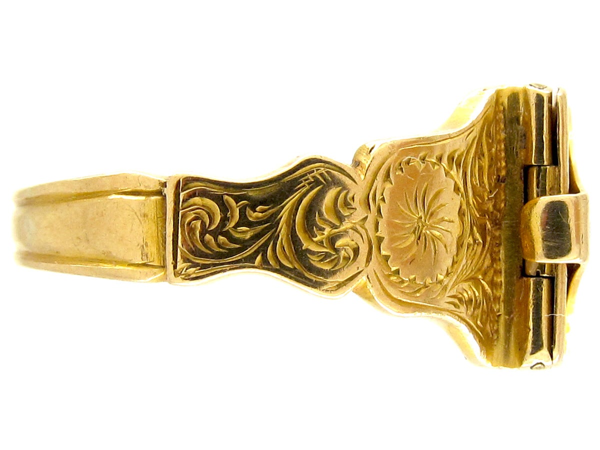 Edwardian First World War Gold Locket Ring For Sale