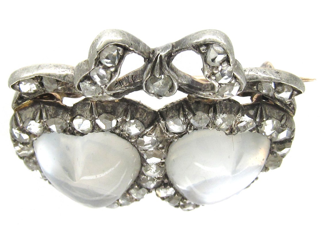 Edwardian Double Heart Moonstone Diamond Silver Gold Brooch For Sale 1