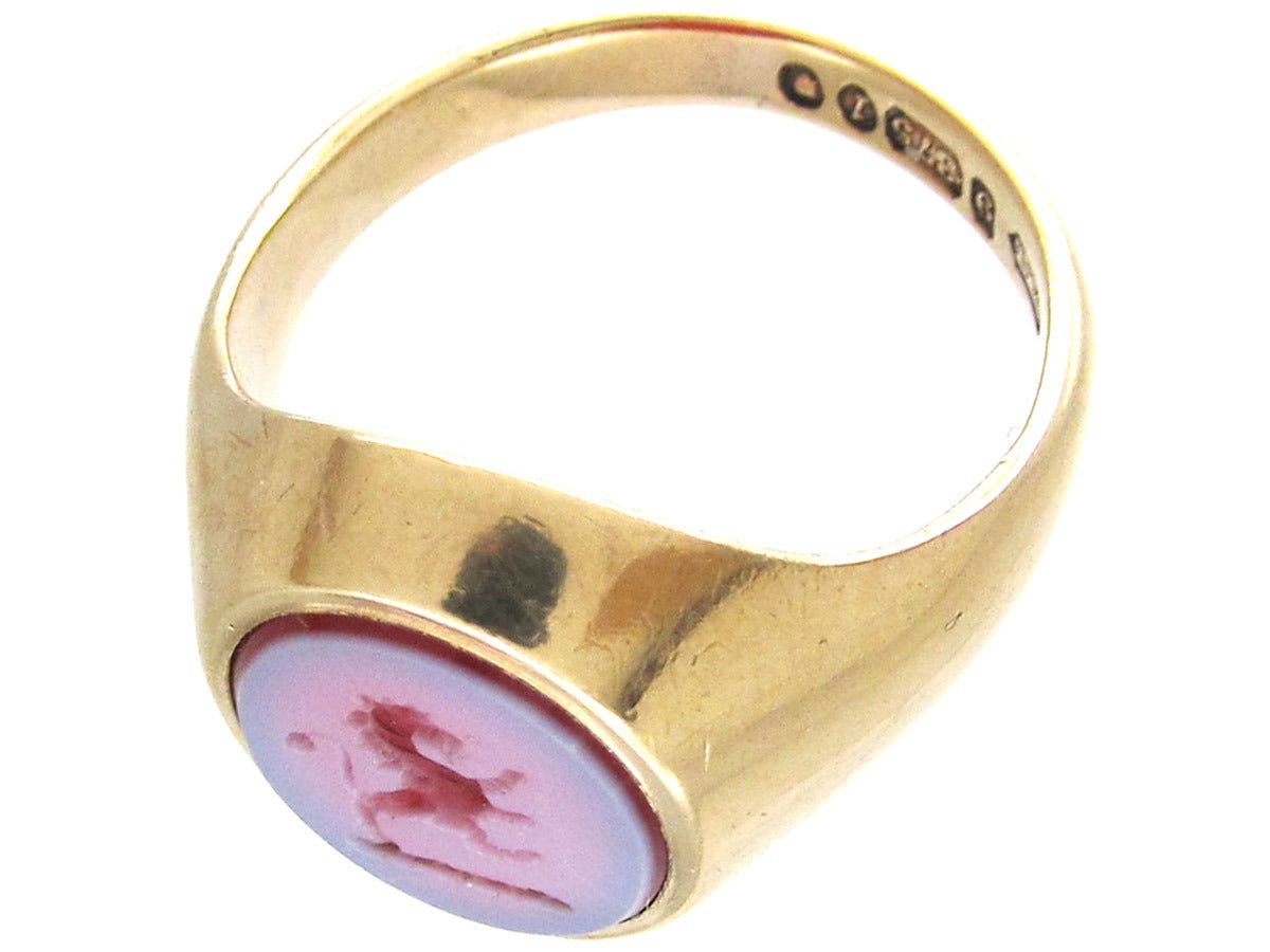 Women's or Men's Lion Carnelian Intaglio Gold Signet Ring For Sale