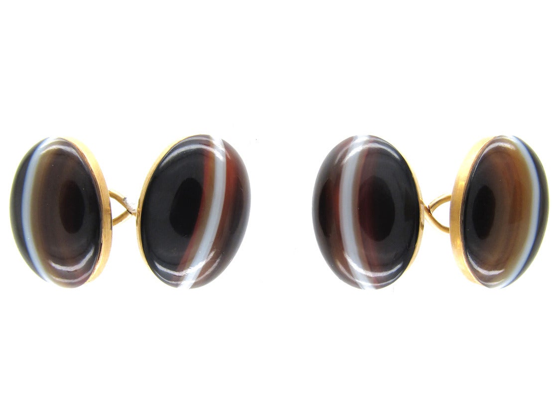 Victorian Banded Sardonyx Gold Cufflinks In Excellent Condition For Sale In London, GB