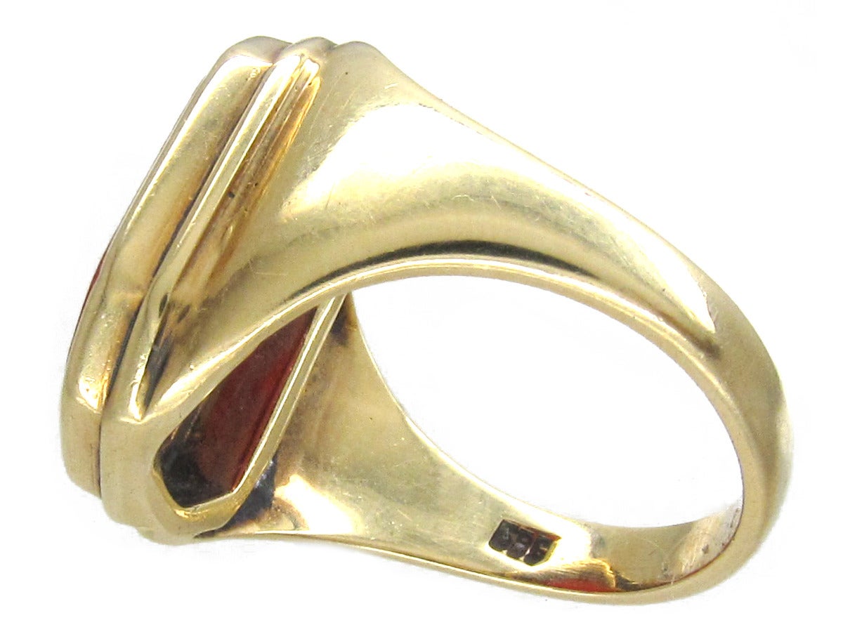 Carved Carnelian Gold Intaglio Crest Signet Ring For Sale 3